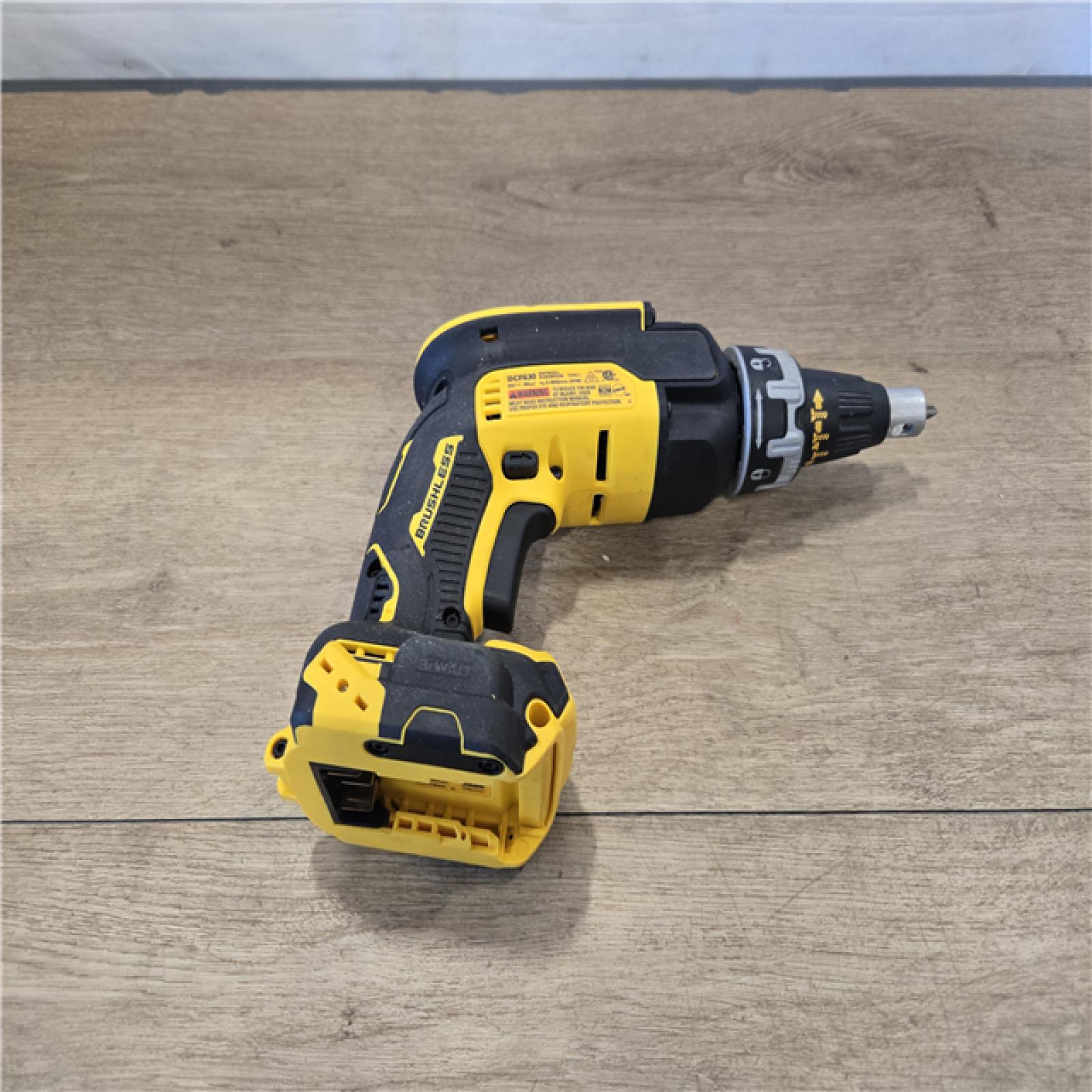 AS-IS DEWALT XR 20V MAX Cordless Screw Gun (Tool Only)