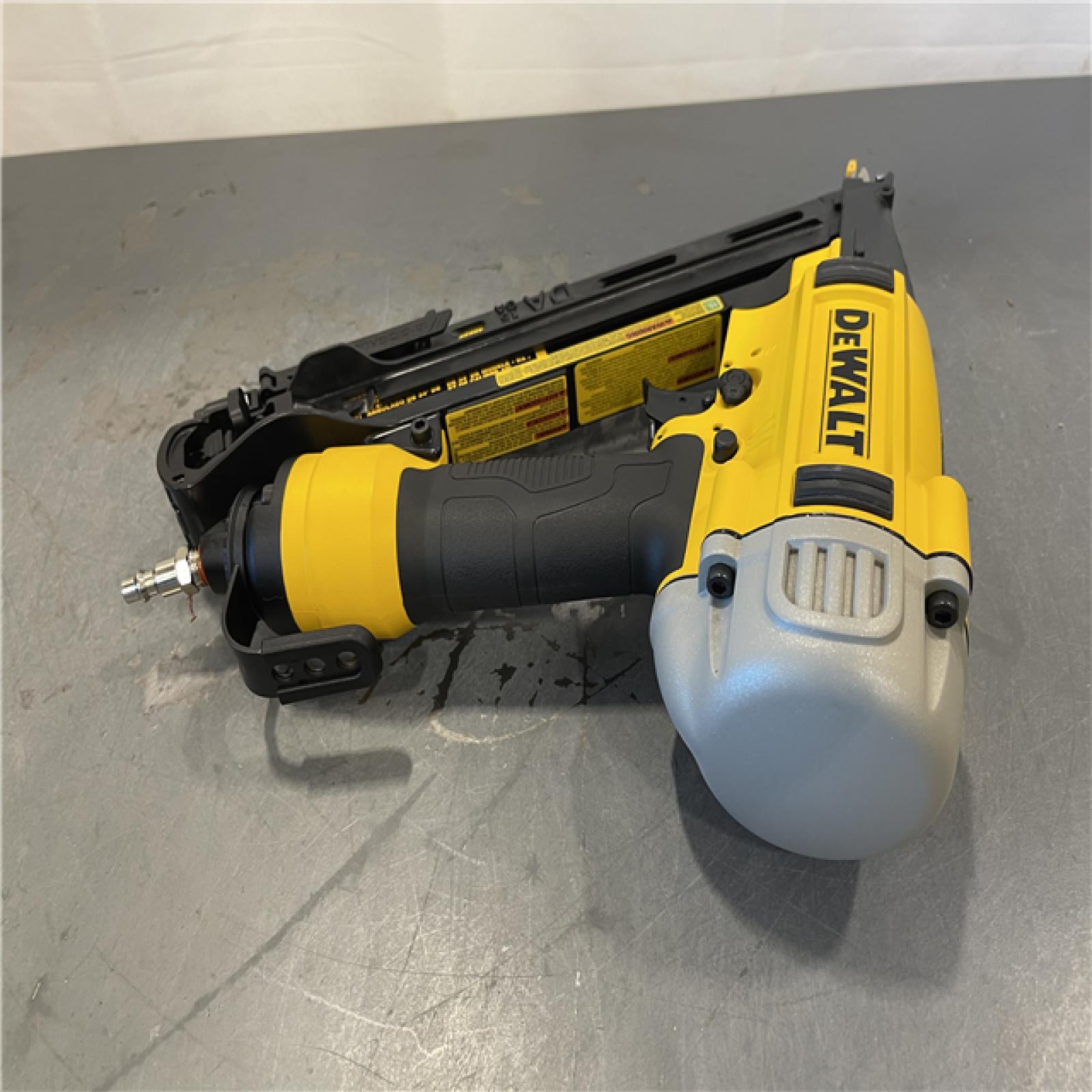 AS-IS - Dewalt Pneumatic 15-Gauge DA Nailer