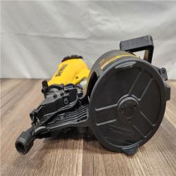 LIKE NEW! - DEWALT 2-1/2 Inch 15 Degree Coil Siding and Fencing Nailer