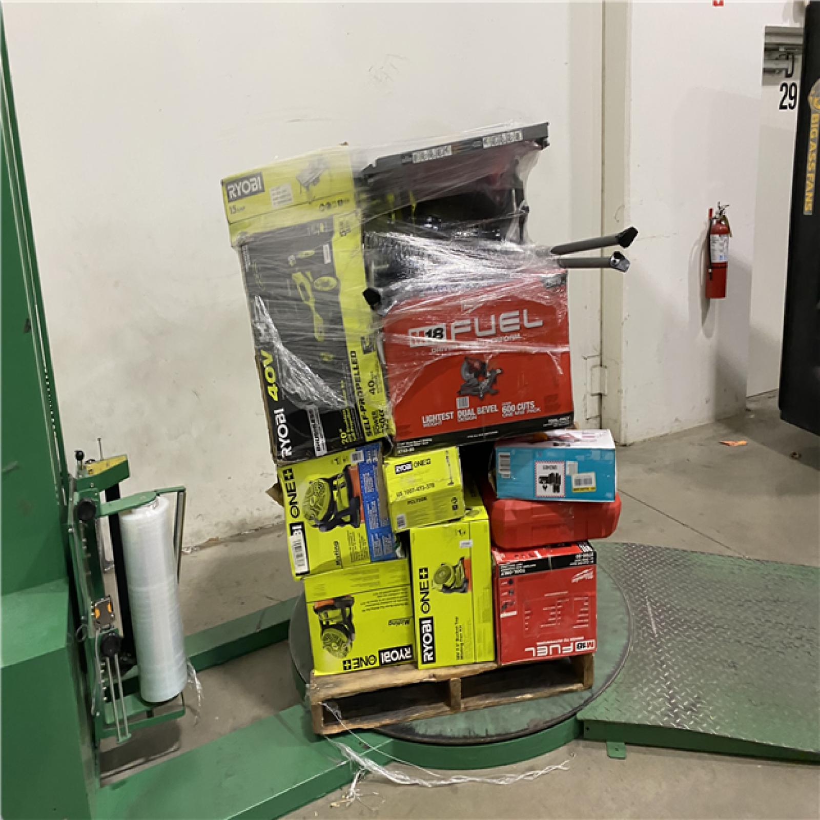 Dallas Location - As-Is Tool Pallet