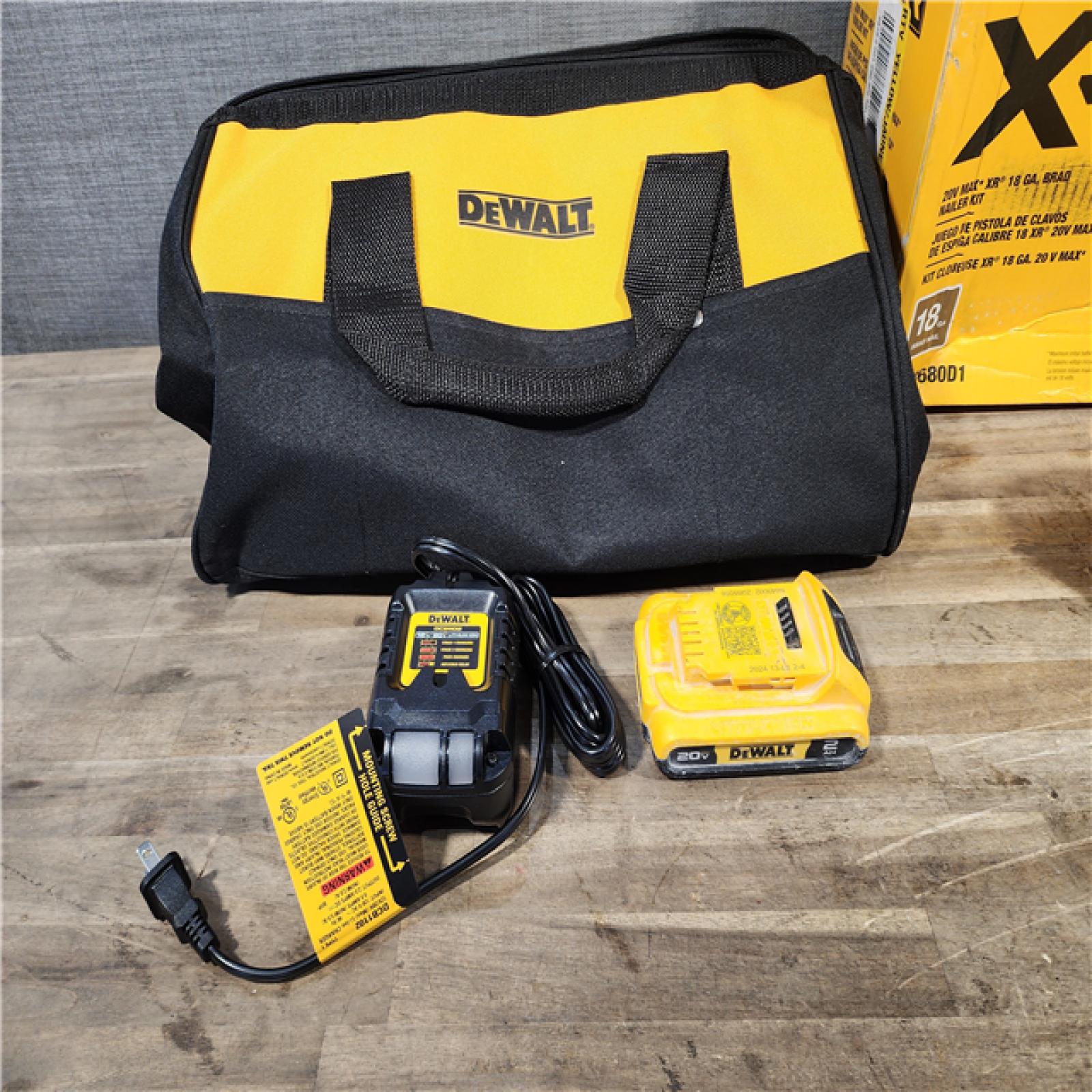 HOUSTON LOCATION - AS-IS DEWALT 20V MAX XR 18 Gauge Brad Nailer Kit