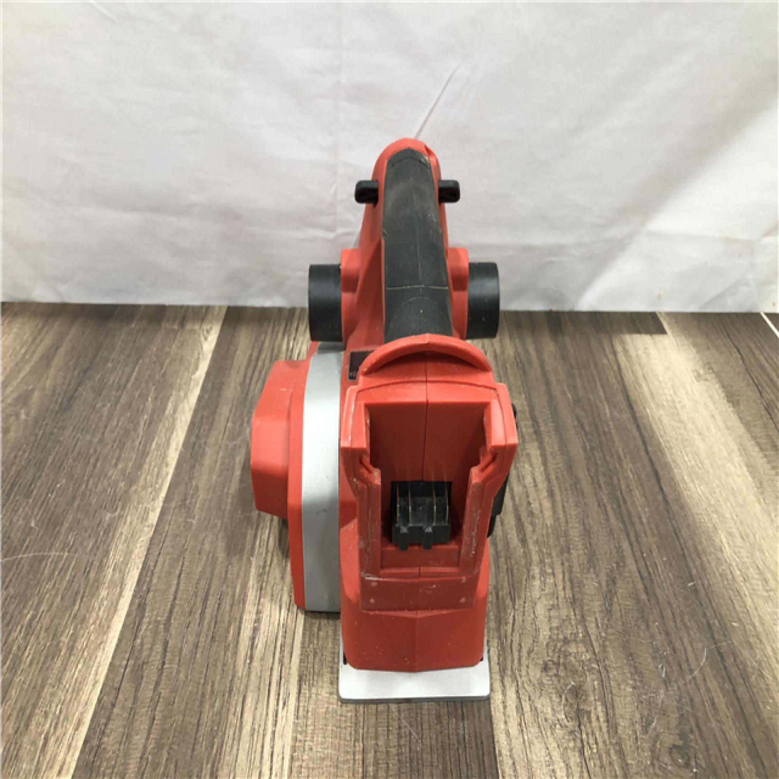 AS-IS Milwaukee M18 18V Lithium-Ion Cordless 3-1/4 in. Planer (Tool-Only)