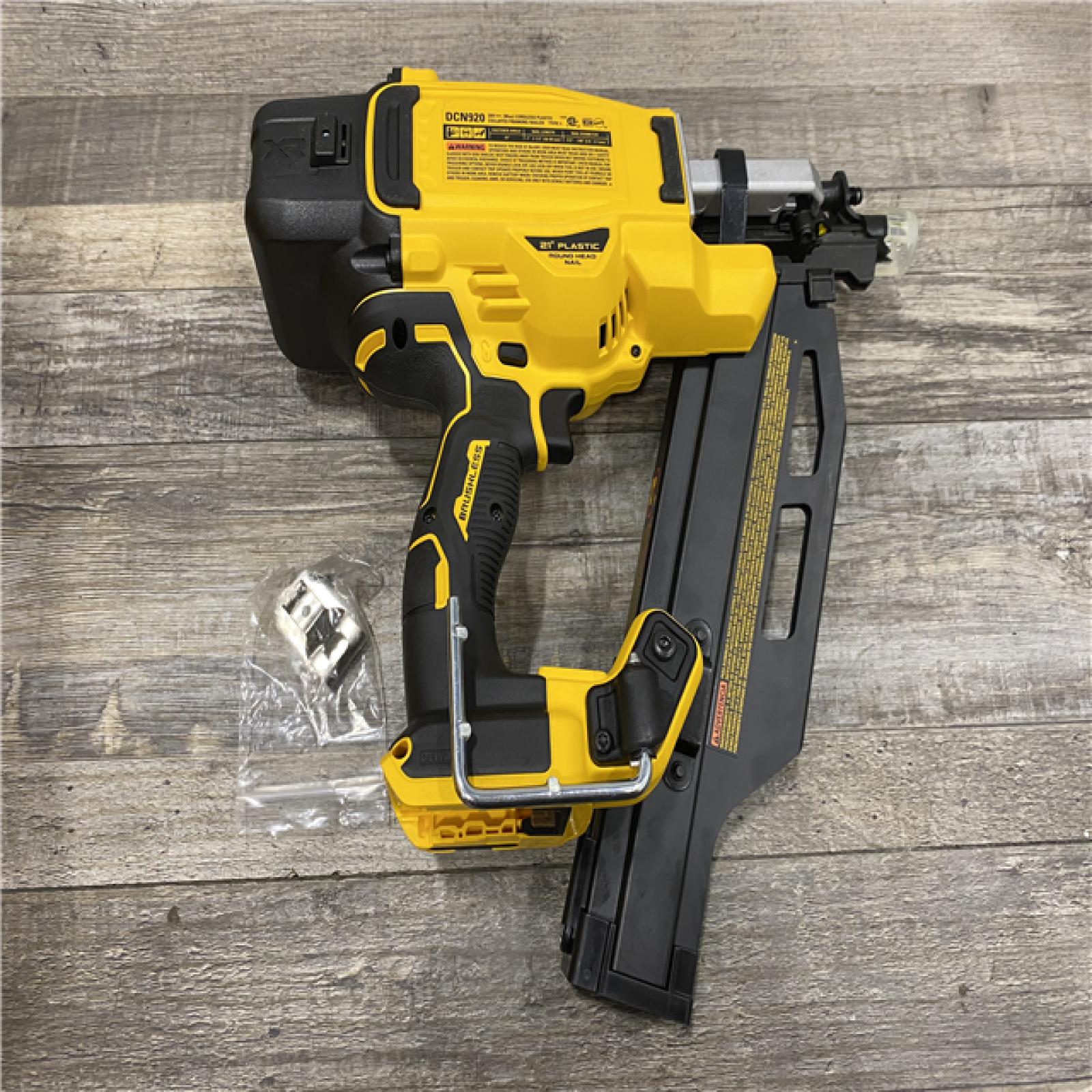 AS-IS DEWALT 20-Volt 21° Cordless Framing Nailer (Tool-Only)