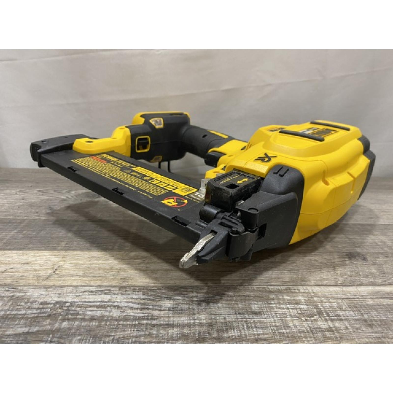 AS-IS DEWALT 20V MAX XR Lithium-Ion Electric Cordless 18-Gauge Brad Nailer (Tool Only)