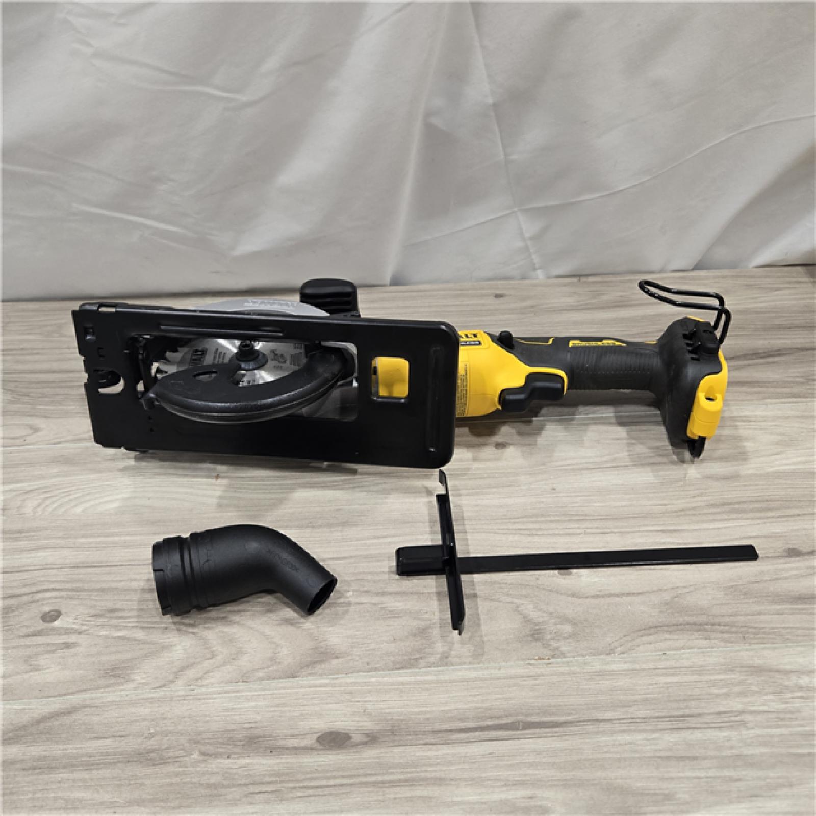 AS-IS DEWALT ATOMIC 20V MAX Cordless 4-1/2 in. Circular Saw (Tool Only)