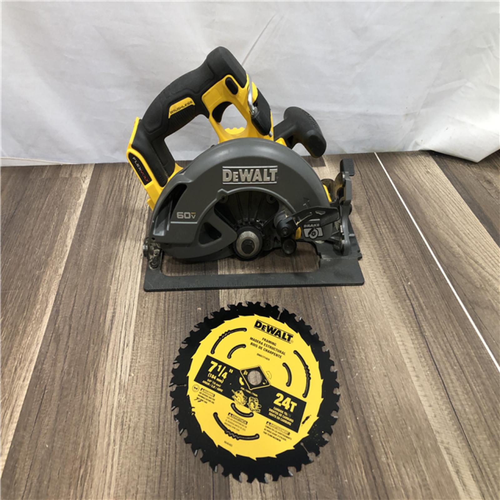 AS-IS DEWALT FLEXVOLT 60V MAX Cordless Brushless 7-1/4 in. Circular Saw with Brake (Tool Only)