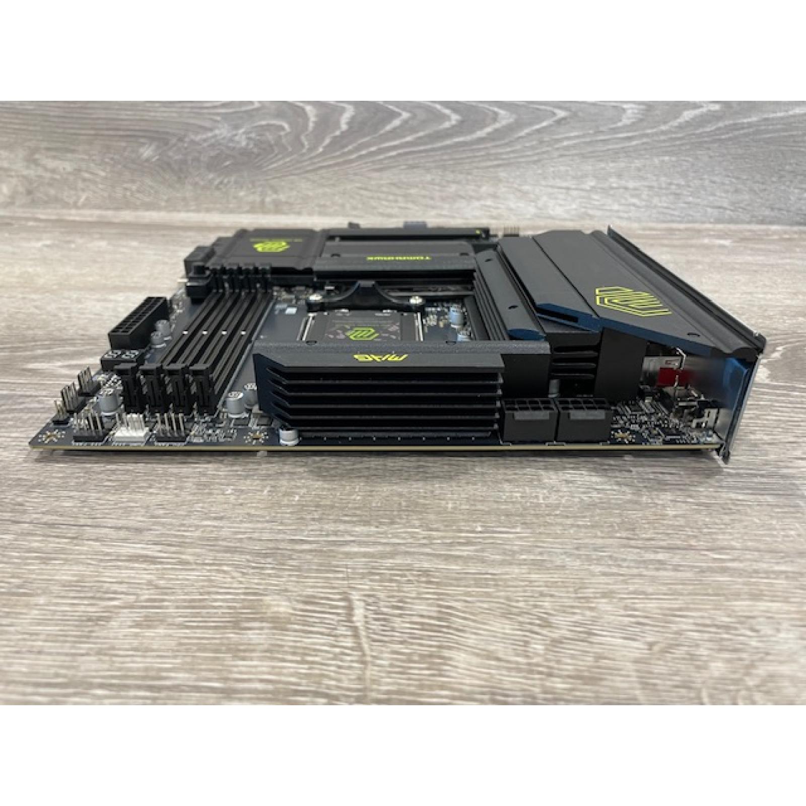 AS-IS MSI - MAG X870 TOMAHAWK WIFI (Socket AM5) AMD X870 ATX DDR5 Wi-Fi 7 Motherboard - Black