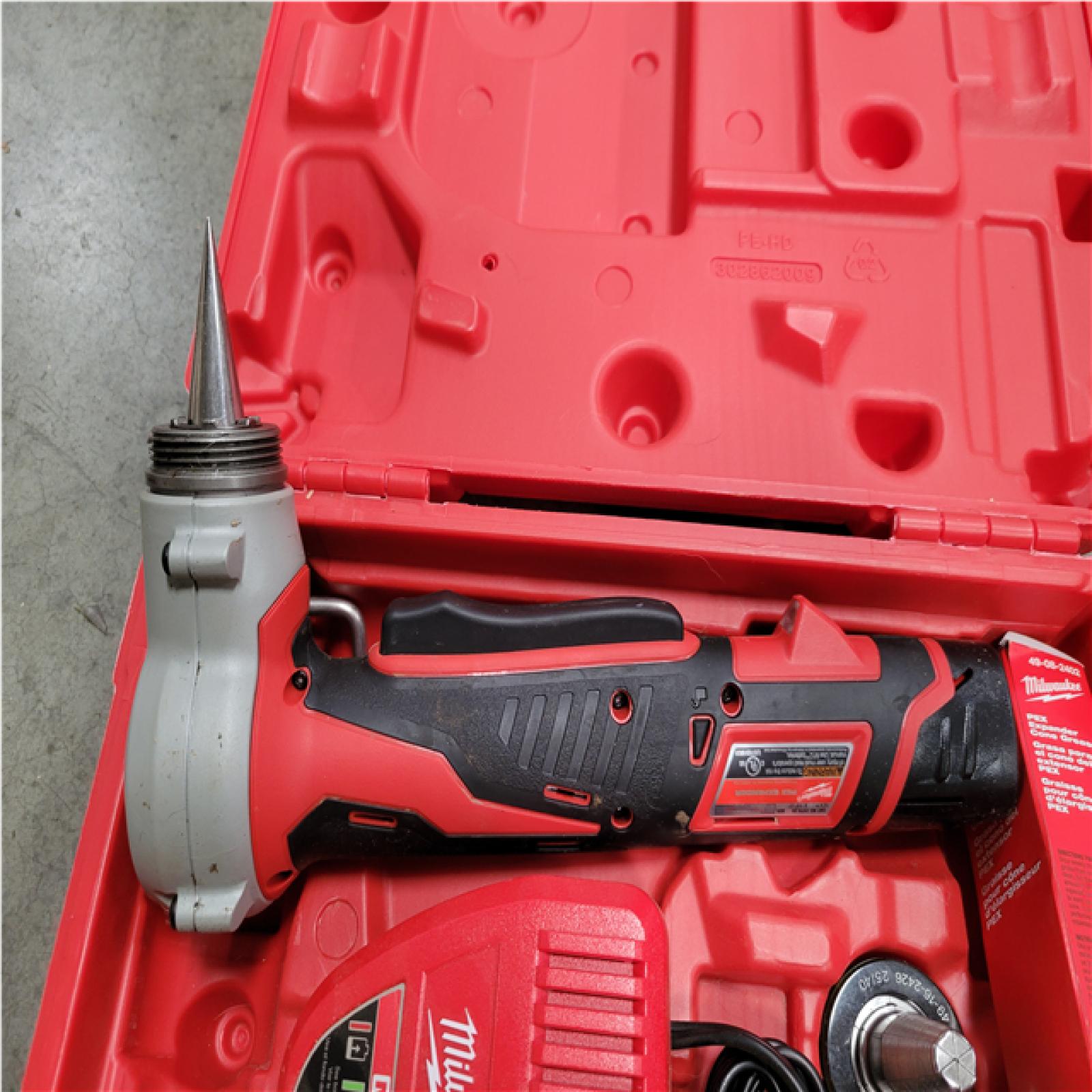 CALIFORNIA AS-IS MILWAUKEE M12 PEX EXPANDER KIT
