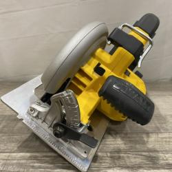 AS-IS DEWALT 20-Volt MAX 7-1/4 in. Cordless Circular Saw (Tool Only)