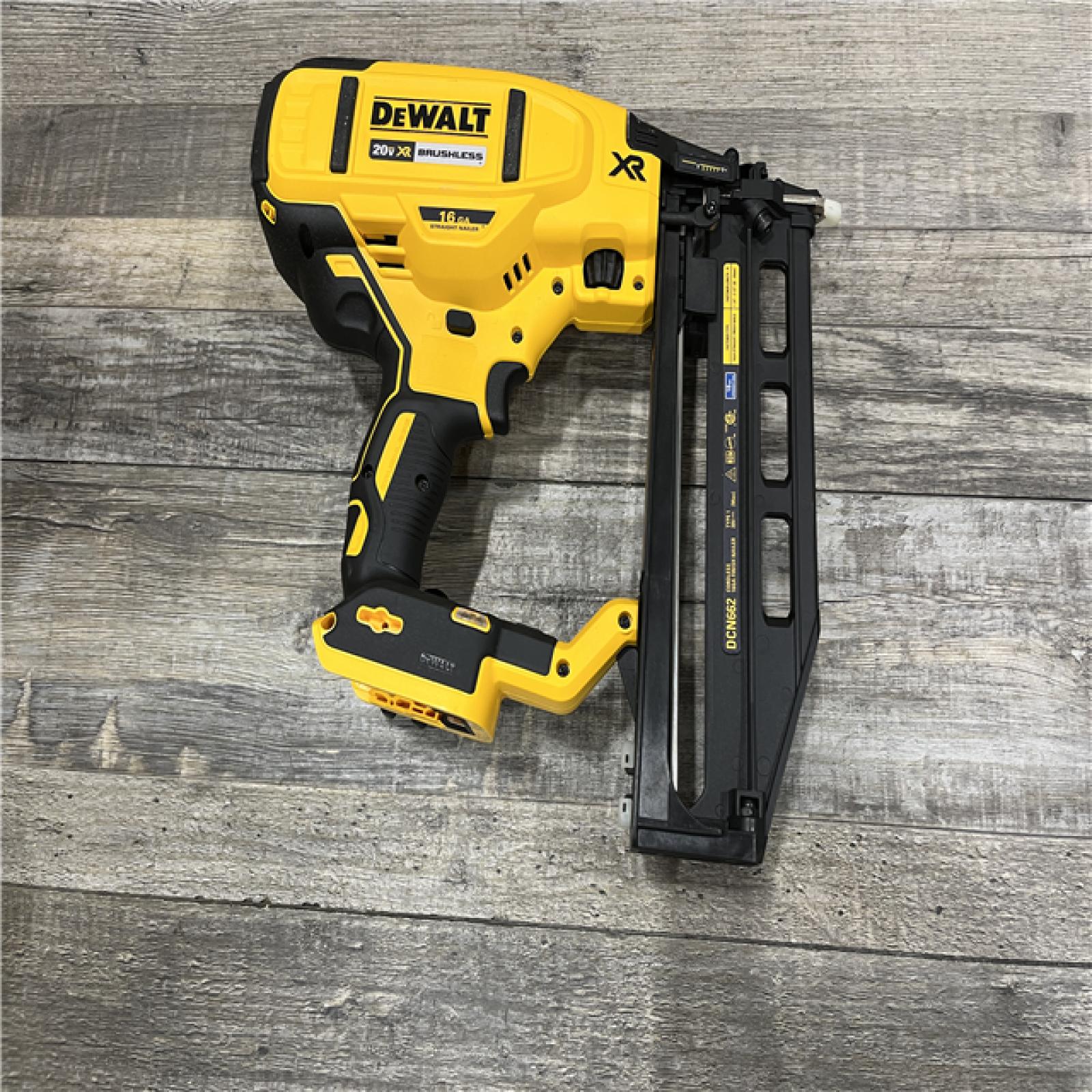 AS-IS DEWALT 20V MAX XR 16-Gauge Lithium-Ion Cordless Finish Nailer (Tool Only)