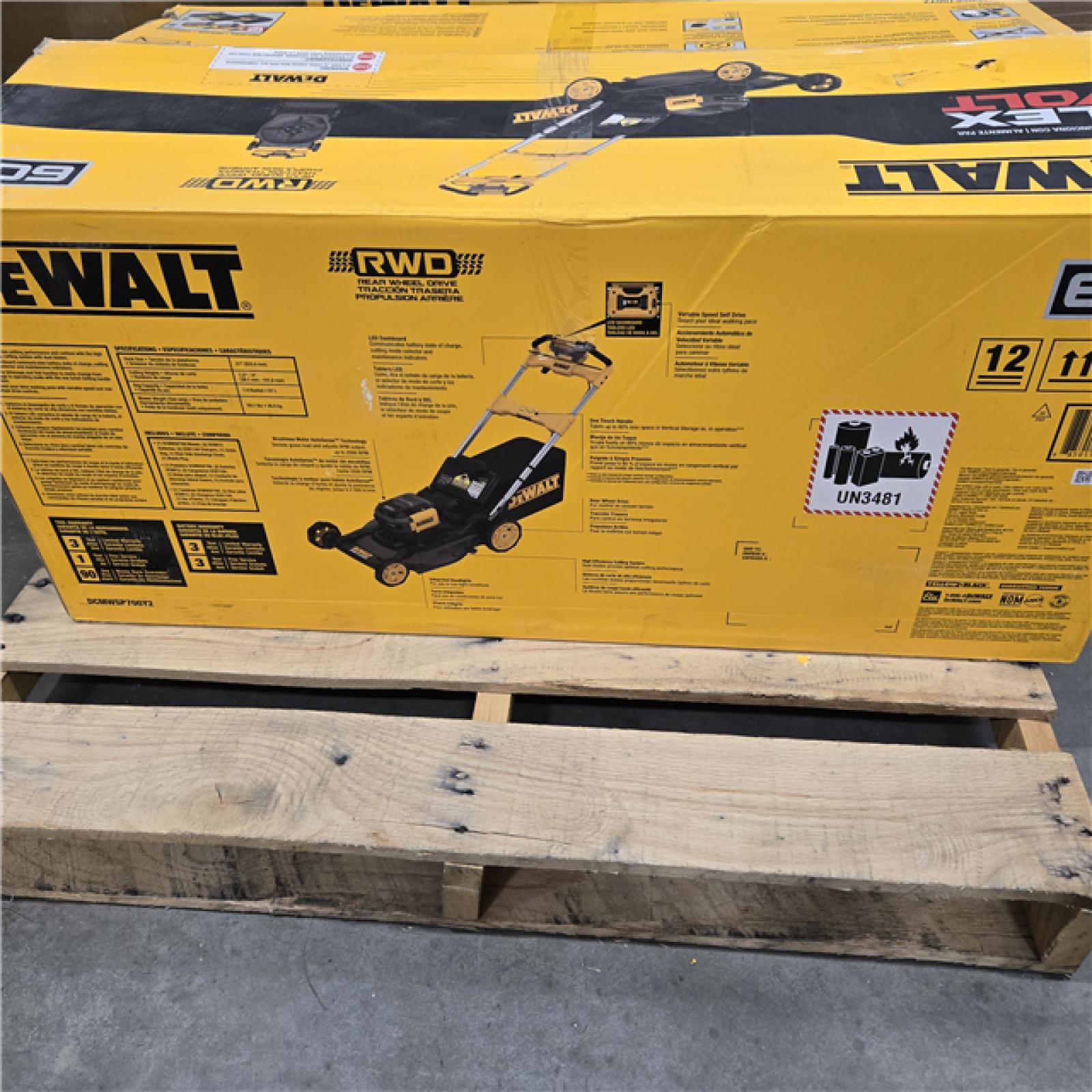 LIKE NEW- FLEXVOLT 2x60V MAX 21 in. Cordless Battery Powered Self Propelled Lawn Mower Kit with  12.0 Ah Batteries and Chargers