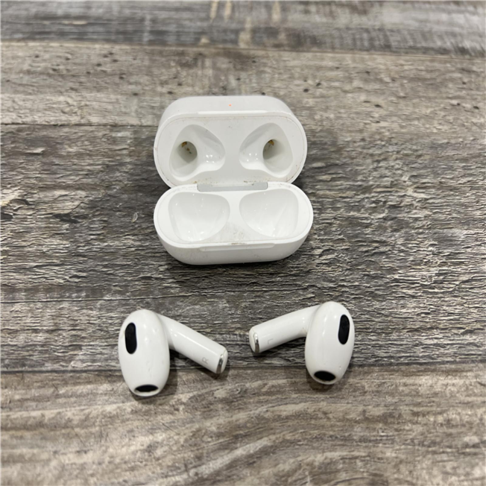 AS-IS AirPods (3rd Generation) with Lightning Charging Case