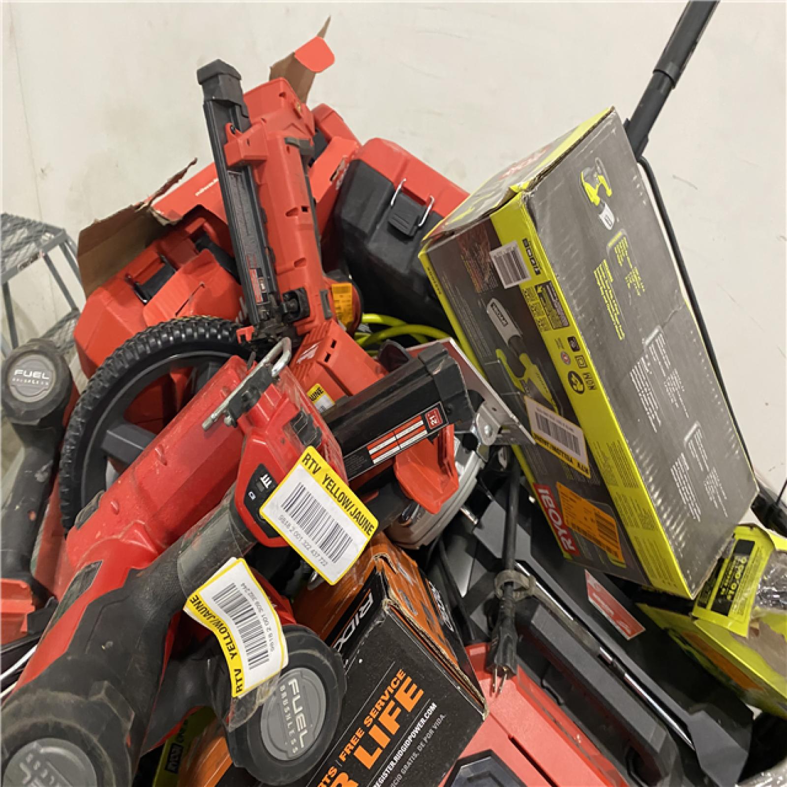 Dallas Location - As-Is Tool Pallet