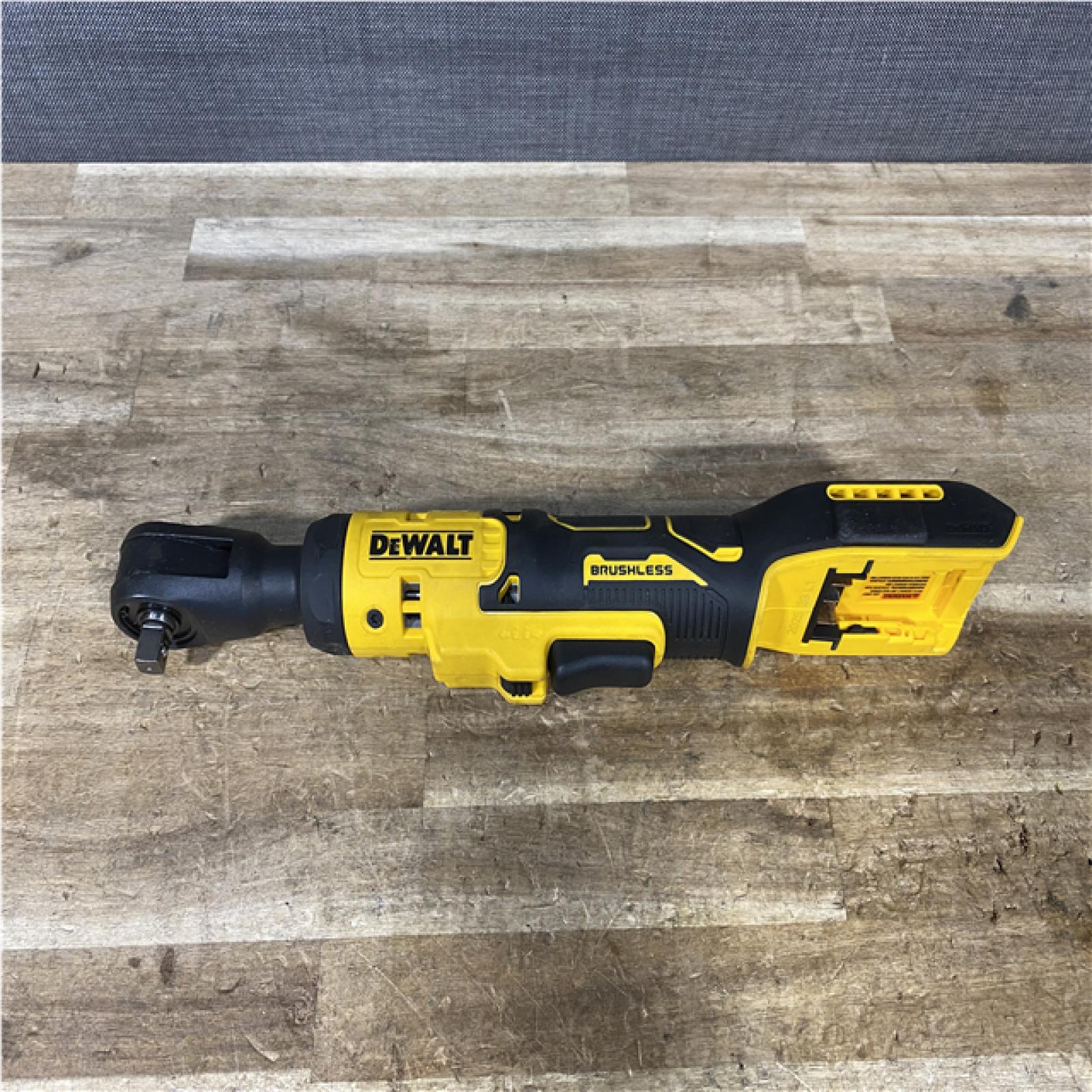 Houston Location AS-IS DEWALT ATOMIC 20V MAX Cordless 3/8 in. Ratchet (Tool Only)