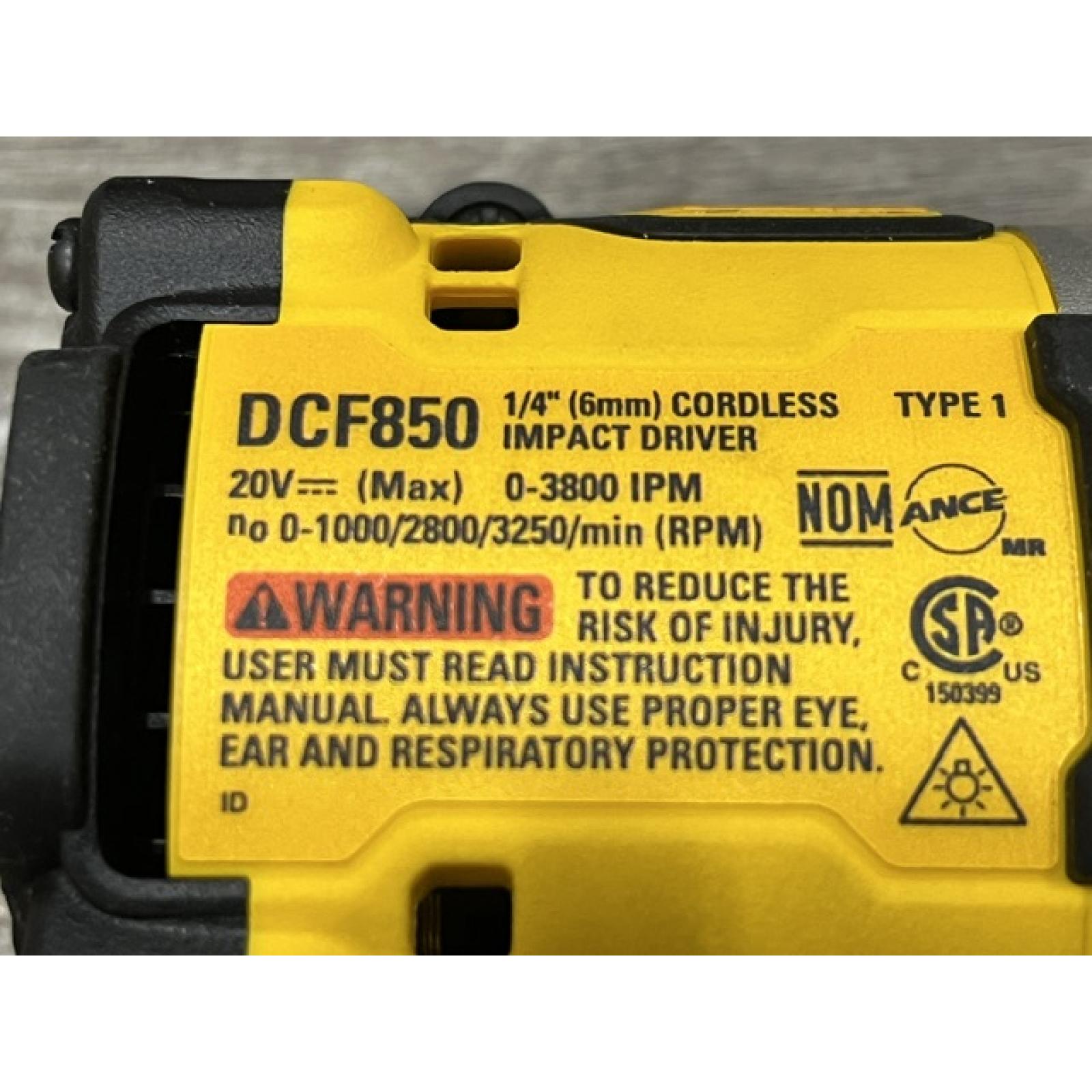 AS-IS DEWALT ATOMIC 20V MAX Lithium-Ion Cordless 1/4 in. Brushless Impact Driver Kit