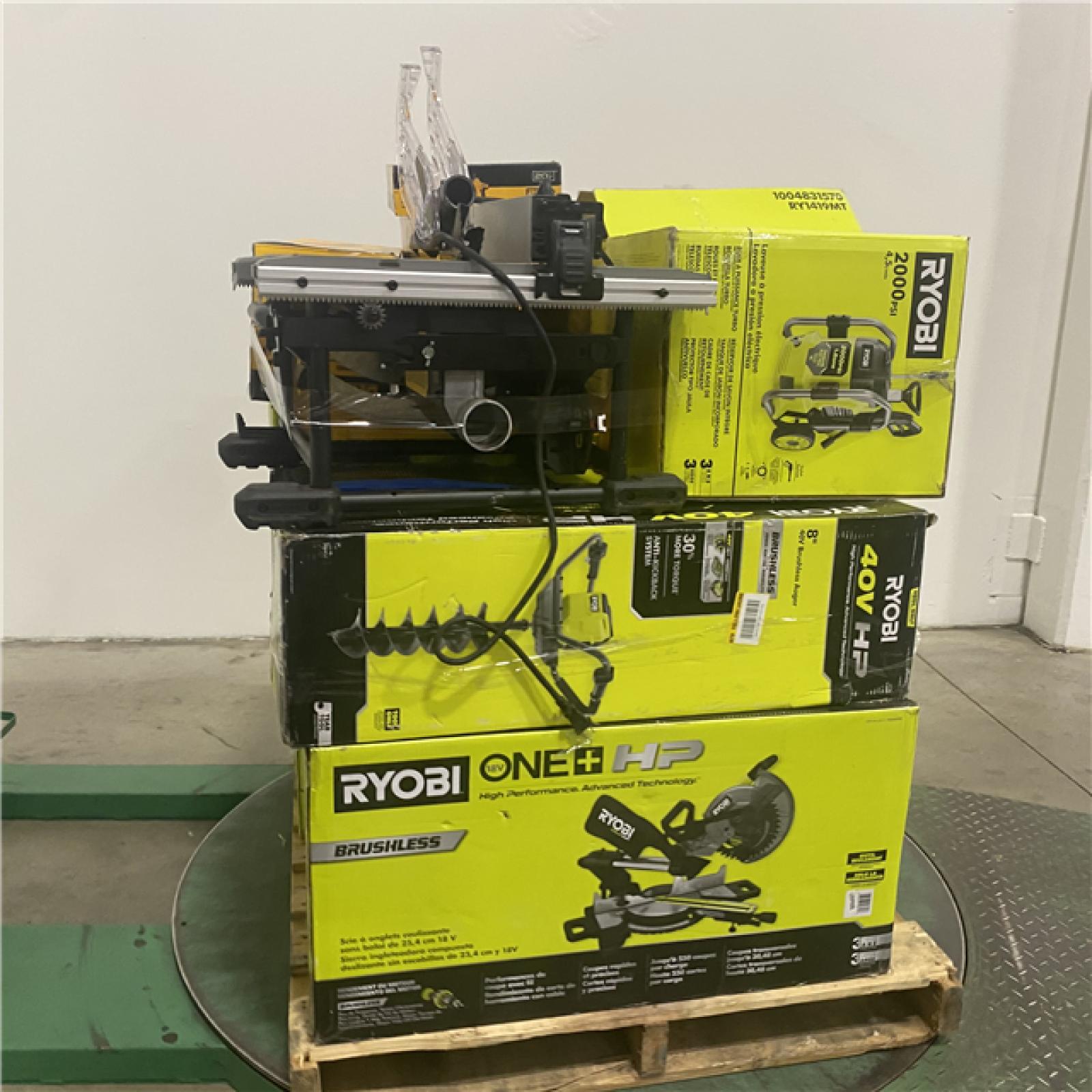 Dallas Location - As-Is Tool Pallet