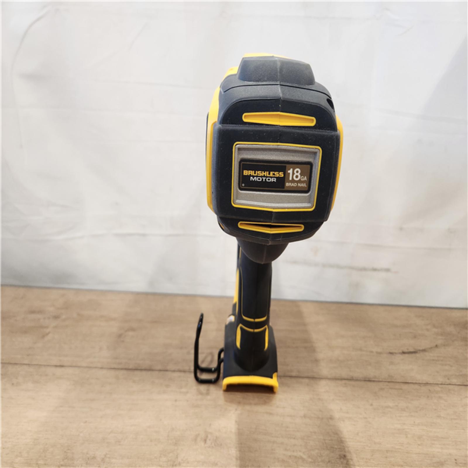 AS-IS- DeWalt 20V MAX XR Lithium-Ion Cordless 18-Gauge Brad Nailer (Tool Only)