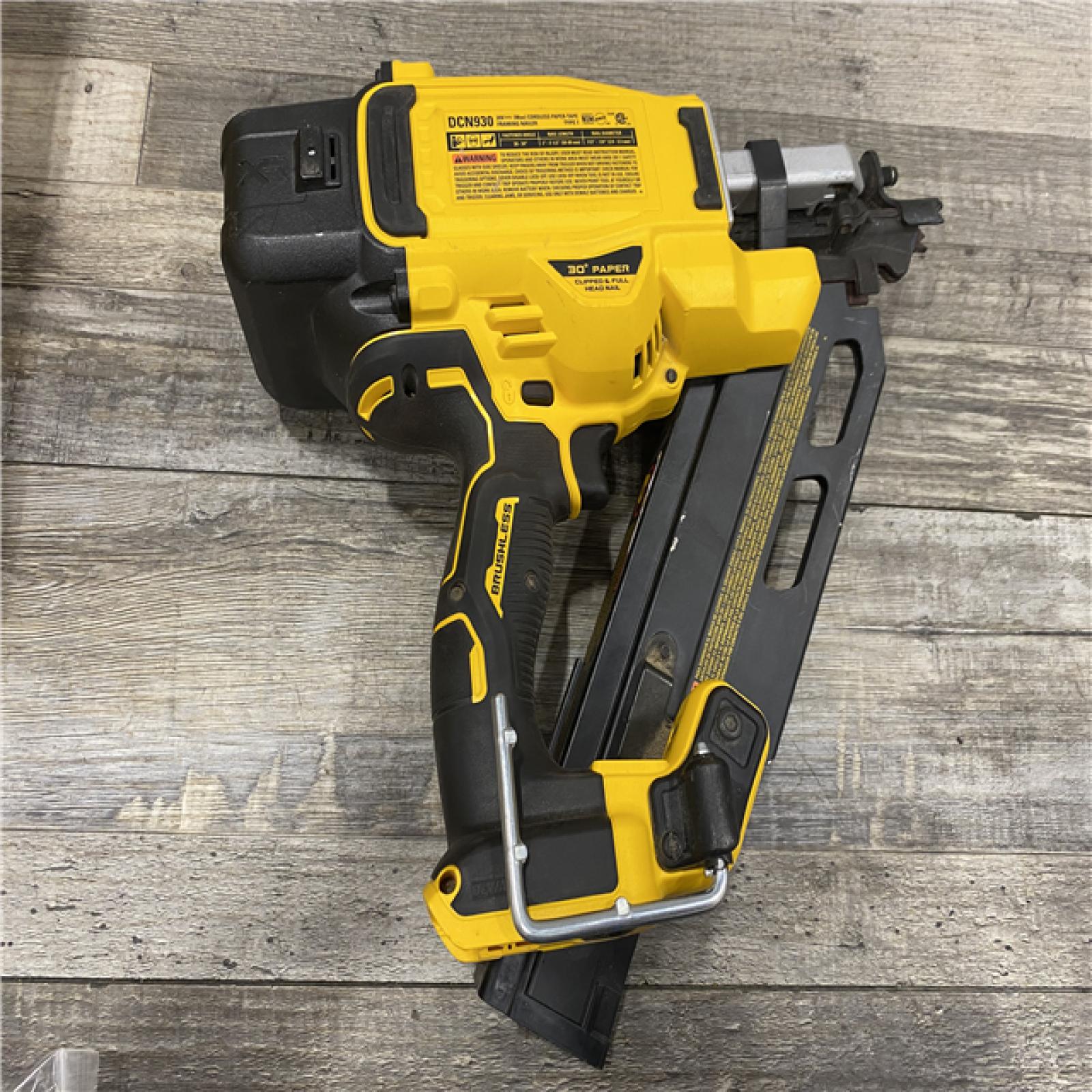 AS-IS DEWALT 20V 30 Degree Cordless Framing Nailer (Tool-Only)