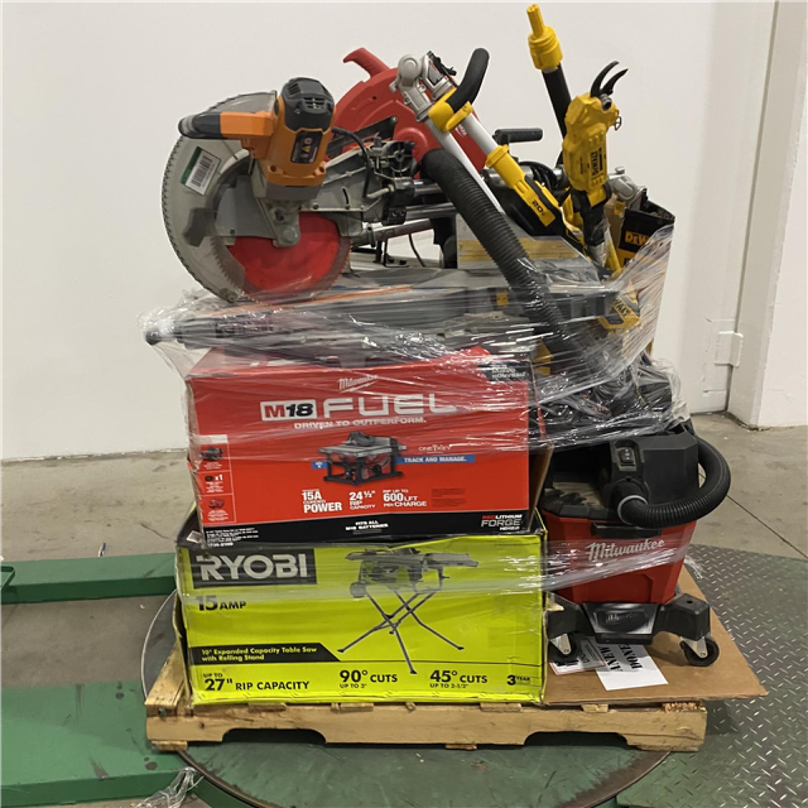 Dallas Location - As-Is Tool Pallet