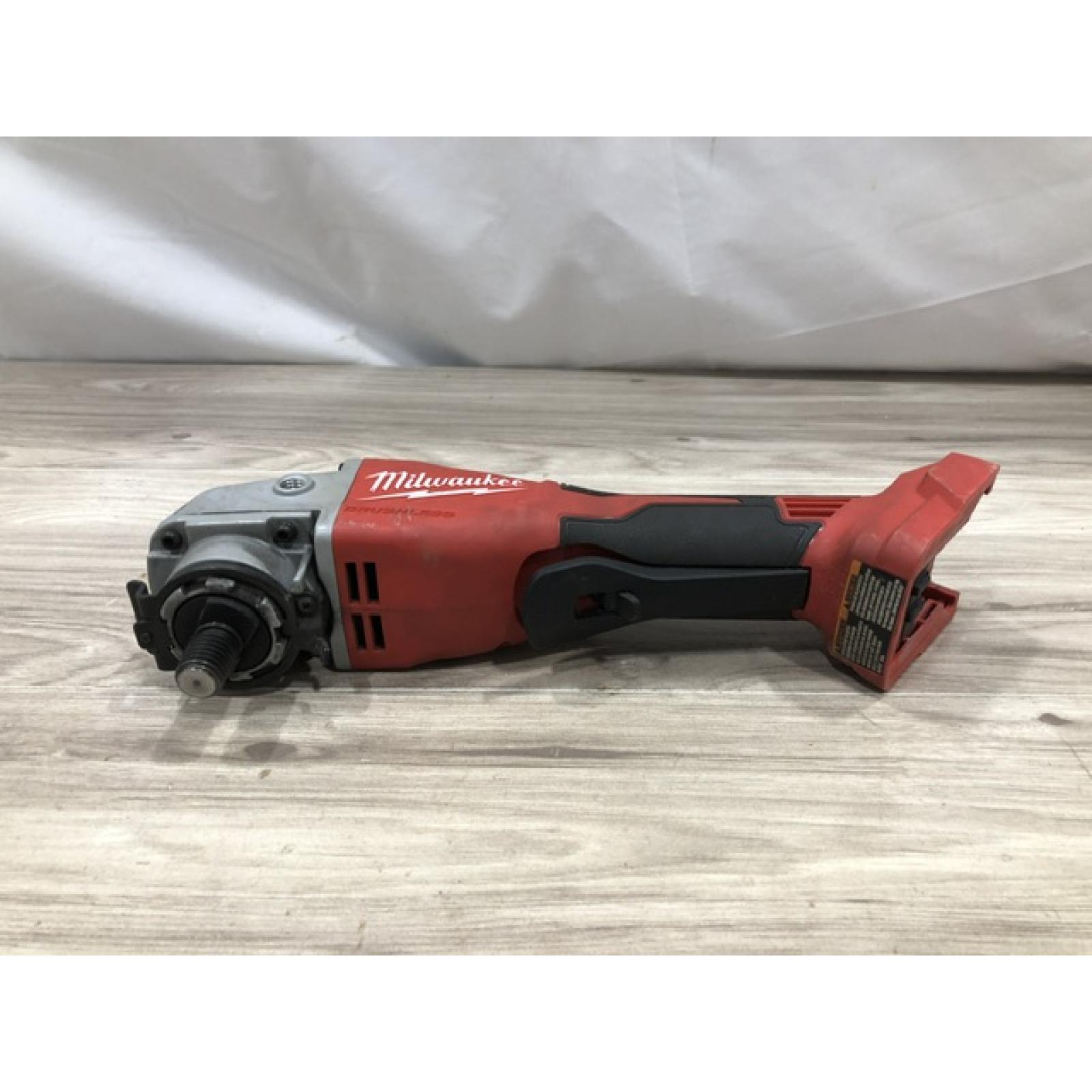 AS-IS Milwaukee 2686-20 18V Cordless 4.5 /5  Grinder (Tool Only)