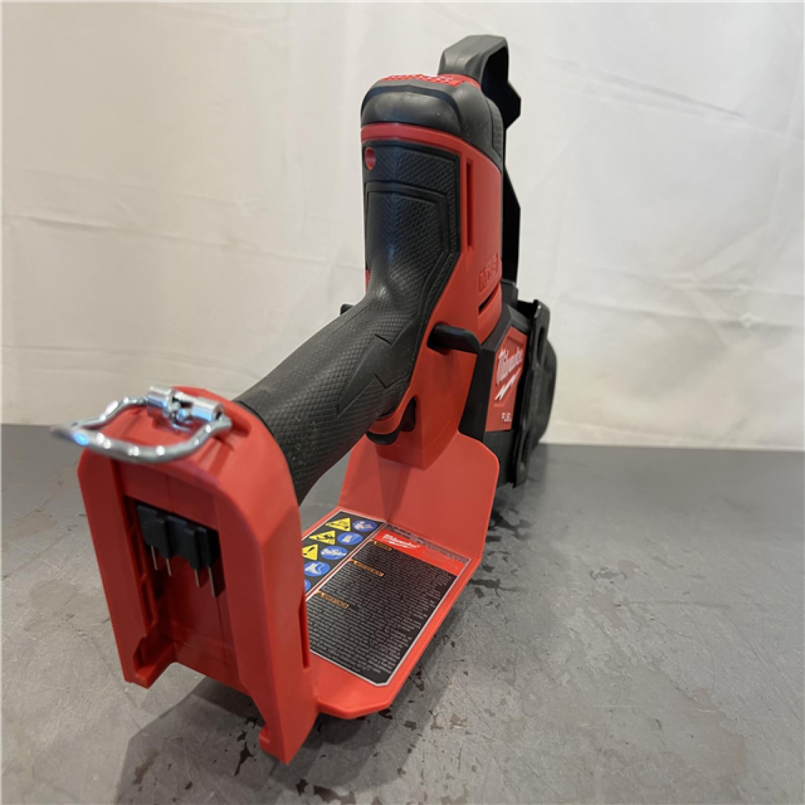 AS-IS - Milwaukee M18 FUEL 8 in. 18V Lithium-Ion Brushless HATCHET Pruning Saw Kit