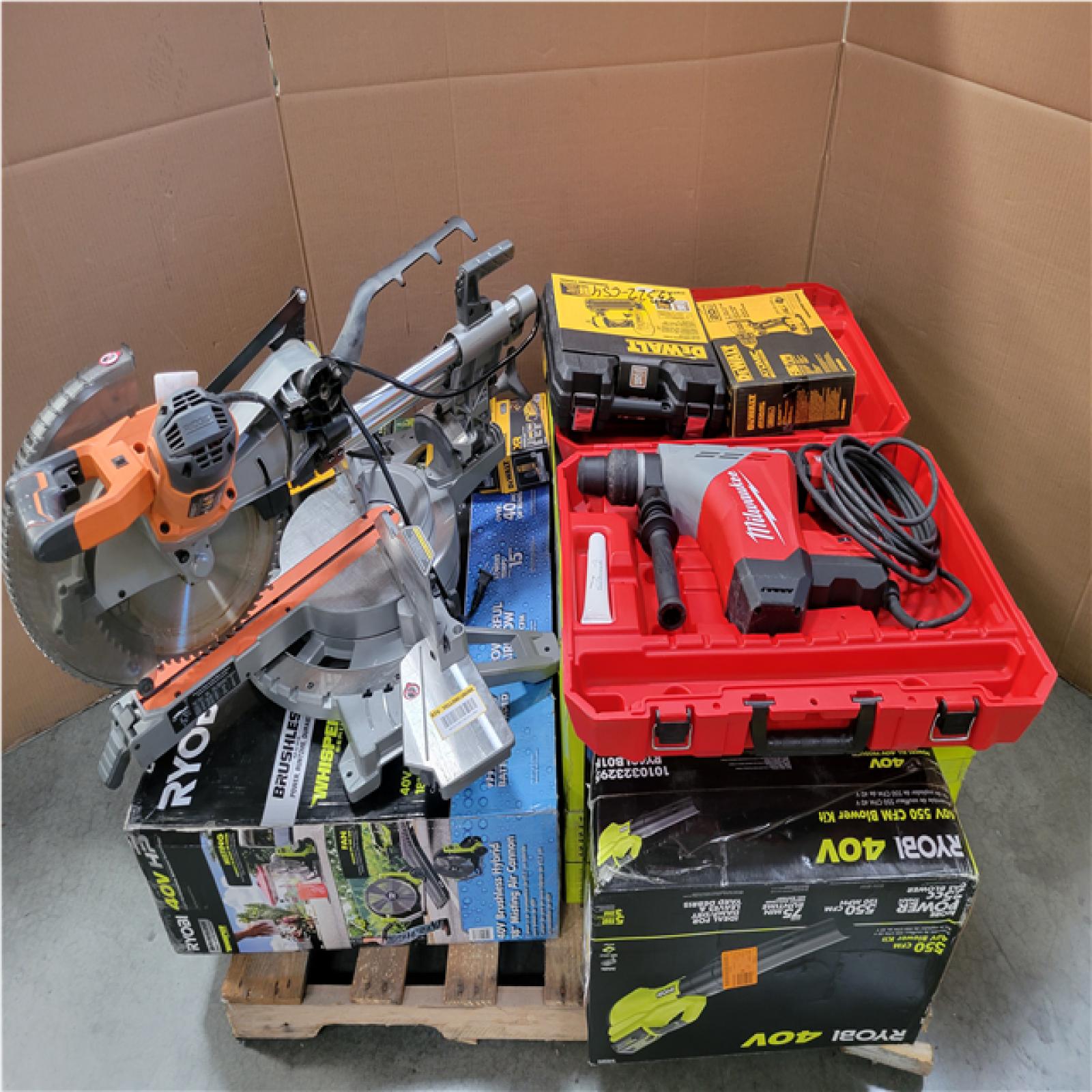 CALIFORNIA AS-IS TOOL PALLET