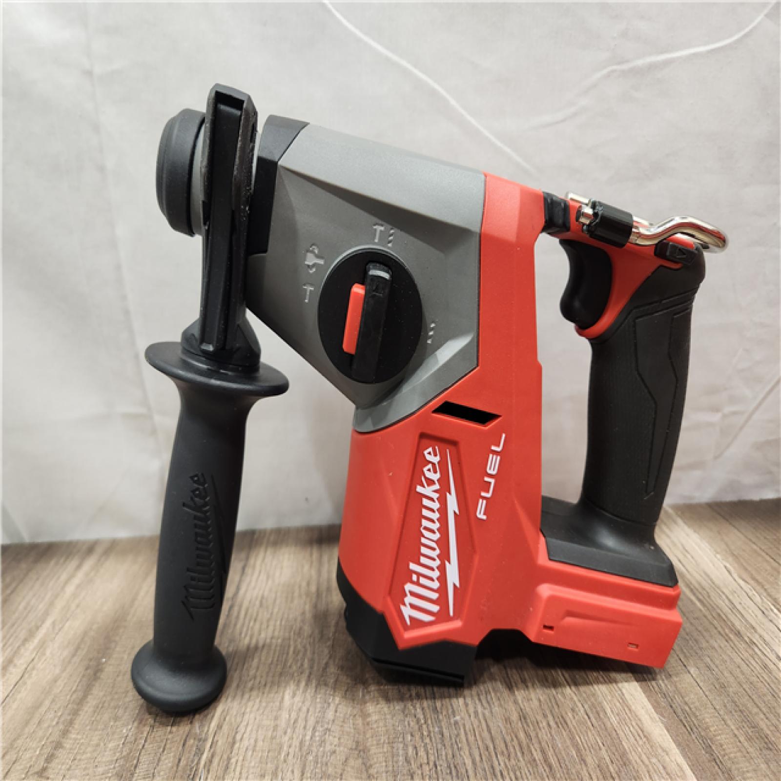 AS-IS- Milwaukee M18 FUEL 18V Lithium-Ion Brushless Cordless 5/8 in. SDS-Plus Rotary Hammer (Tool-Only)