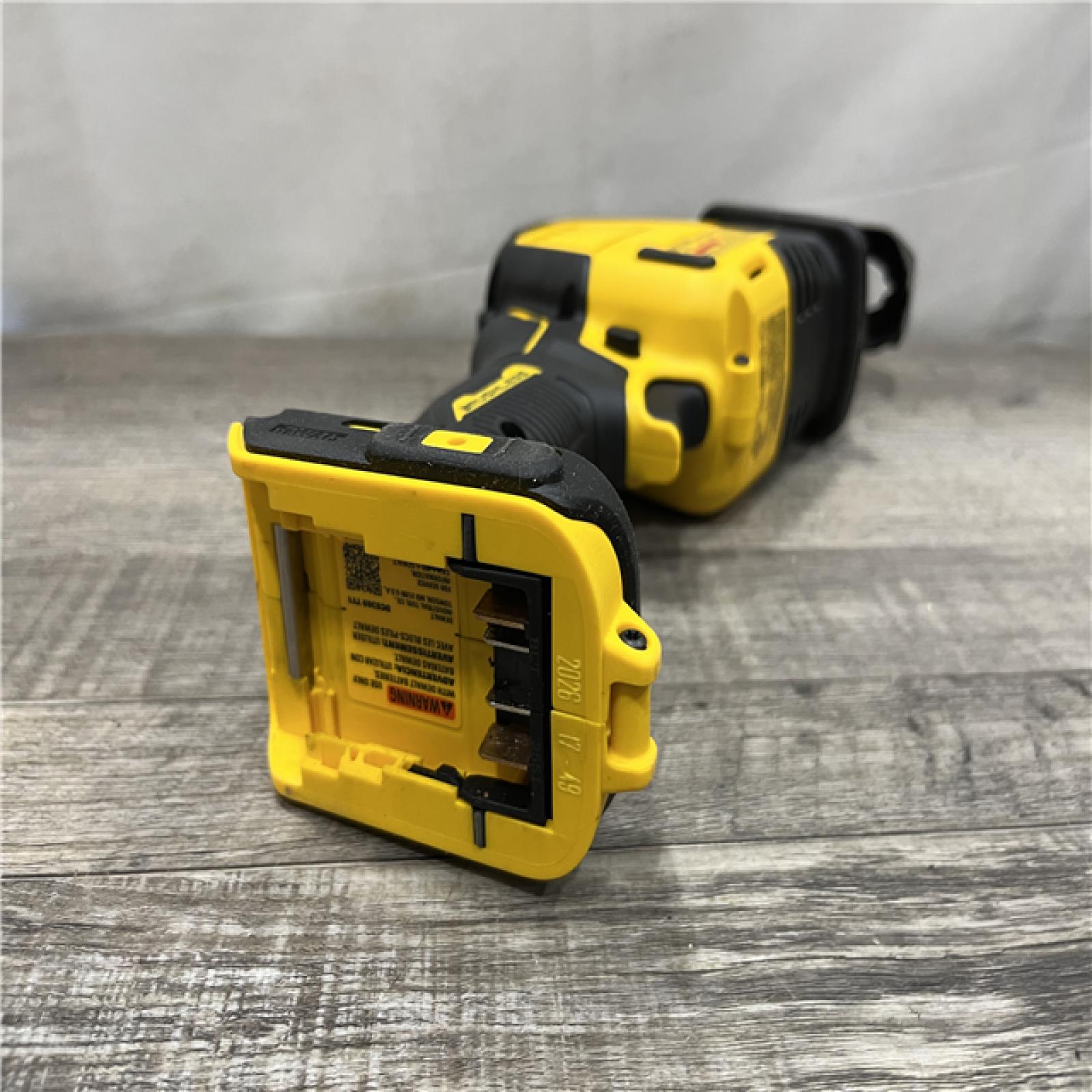 AS-IS DEWALT ATOMIC 20V MAX Cordless Brushless Compact Reciprocating Saw (Tool Only)