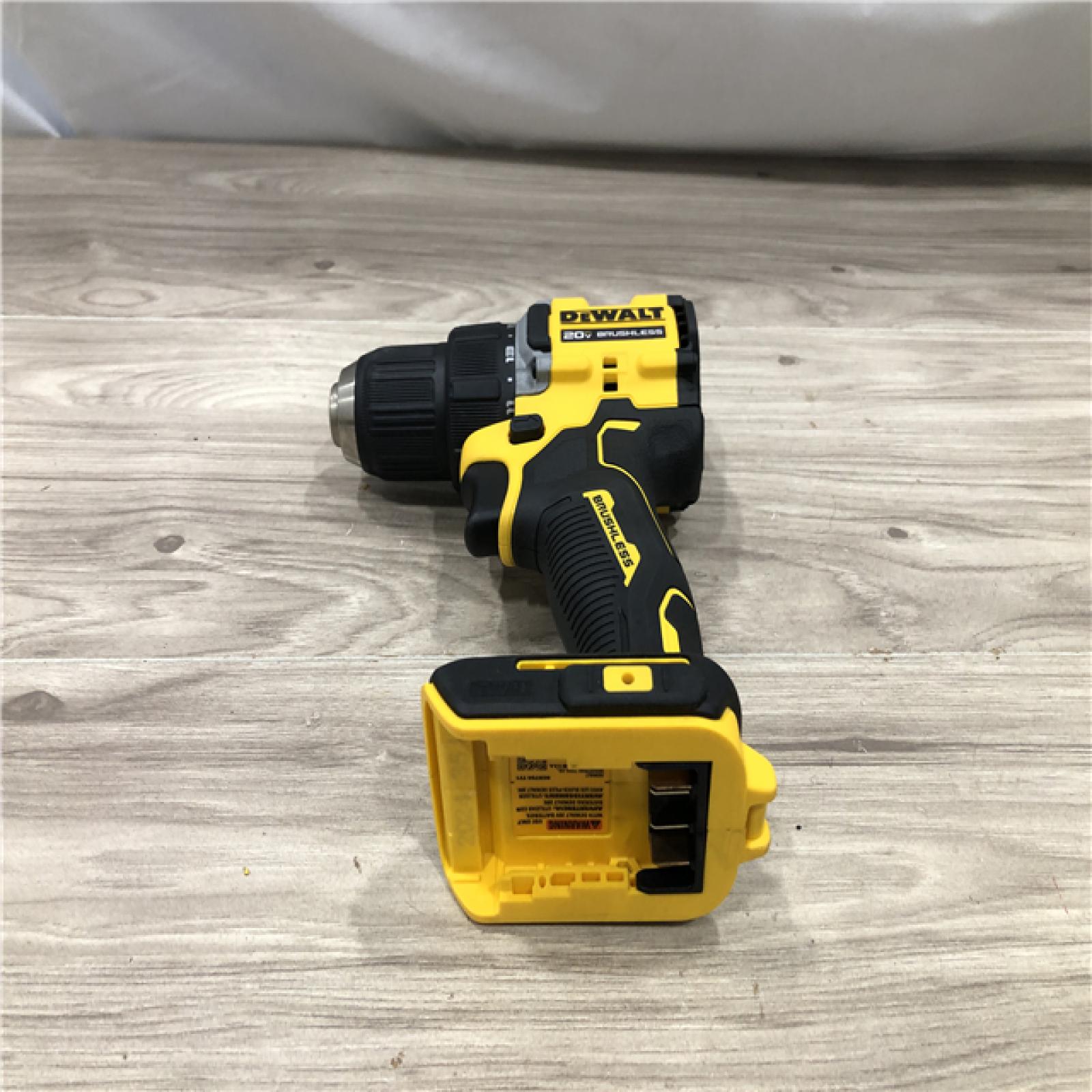 AS-IS DEWALT Atomic 20V Lithium-Ion Cordless Compact 1/2 in. Drill/Driver Kit