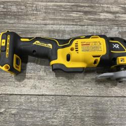 AS-IS DEWALT 20V MAX XR Cordless Brushless 3-Speed Oscillating Multi Tool Kit