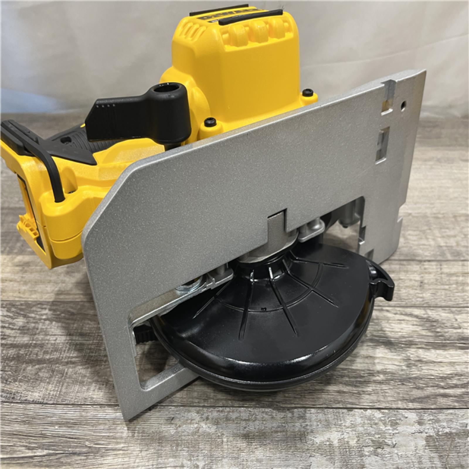 AS-IS DEWALT 20V MAX Cordless Brushless 6-1/2 in. Sidewinder Style Circular Saw (Tool Only)