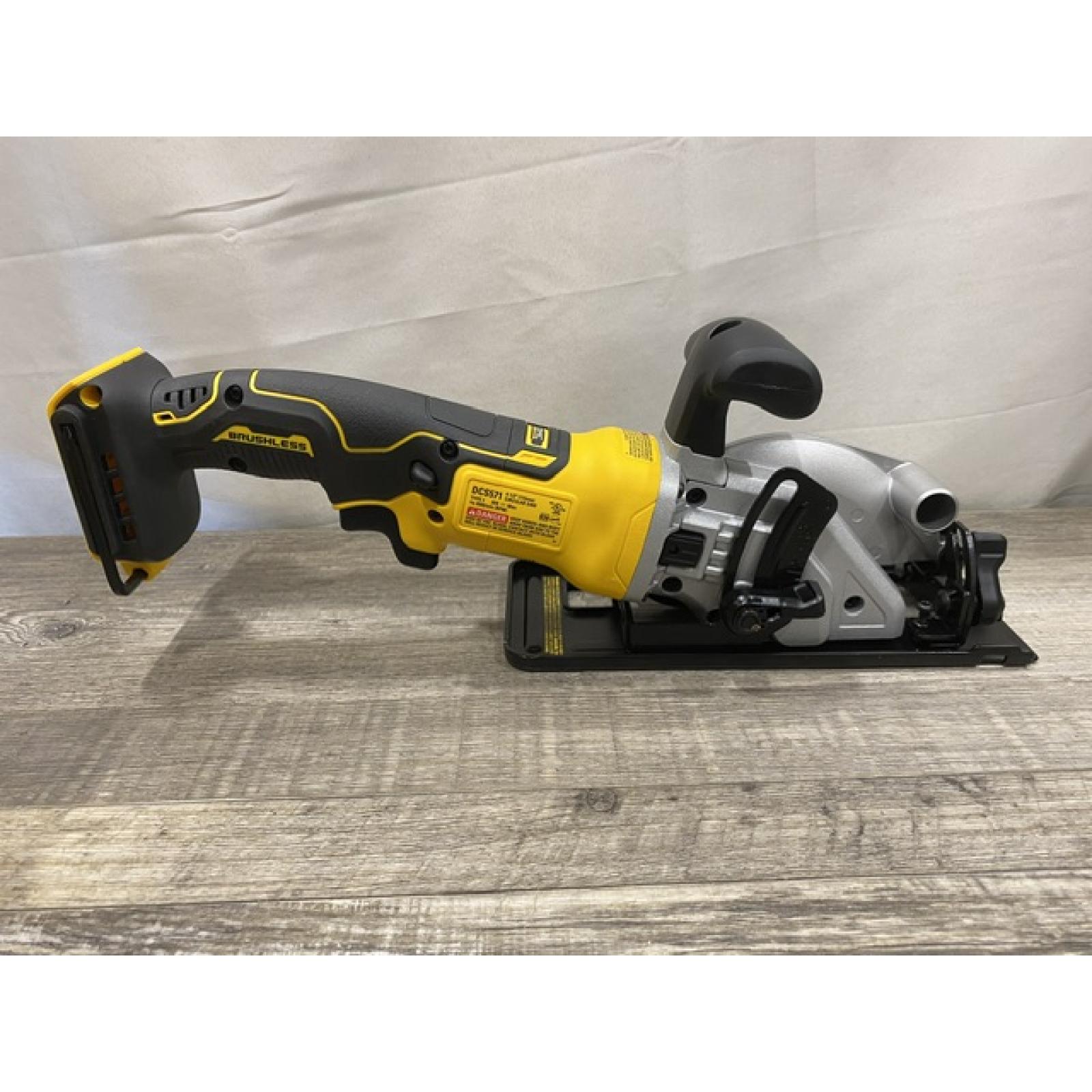 AS-IS DEWALT ATOMIC 20V MAX Cordless Brushless 4-1/2 in. Circular Saw (Tool Only)