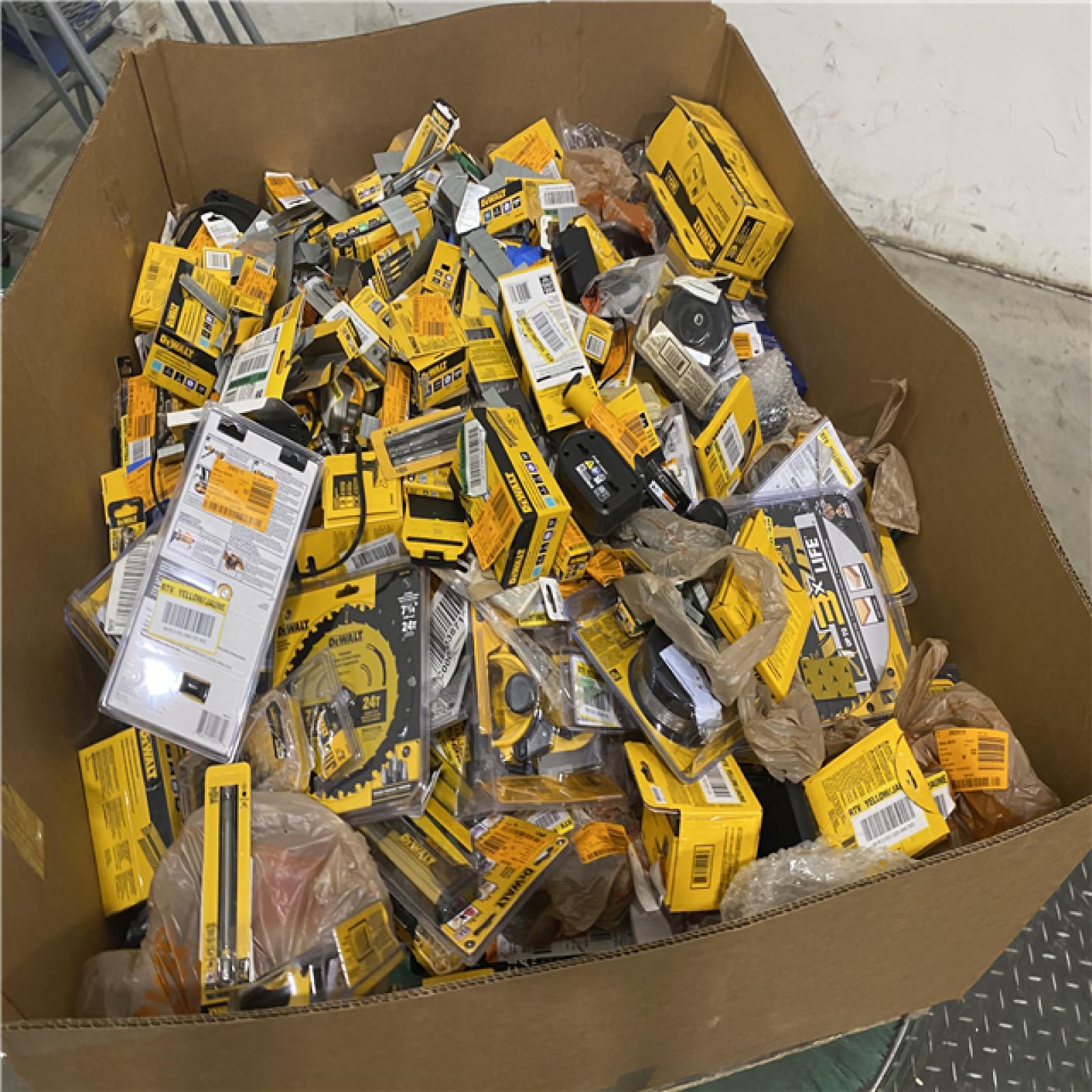 Dallas Location - As-Is DEWALT Tool Pallet