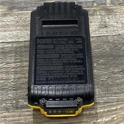 AS-IS DEWALT ATOMIC 20V MAX Cordless Brushless Oscillating Multi Tool Kit