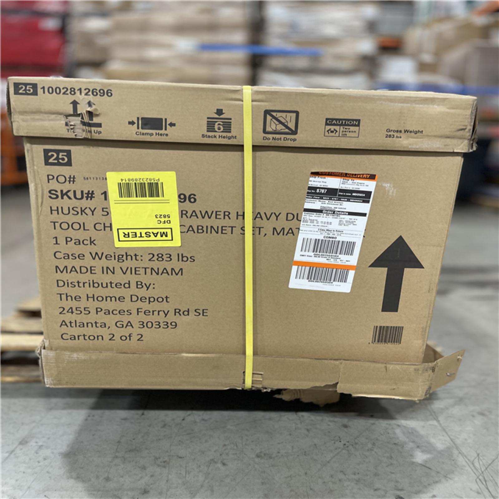 DALLAS LOCATION- NEW!- Husky 56 in. W x 22 in. D Heavy Duty 23-Drawer Rolling Tool Chest and Top Tool Cabinet Set in Matte Black