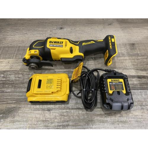 AS-IS DEWALT ATOMIC 20V MAX Cordless Brushless Oscillating Multi Tool Kit