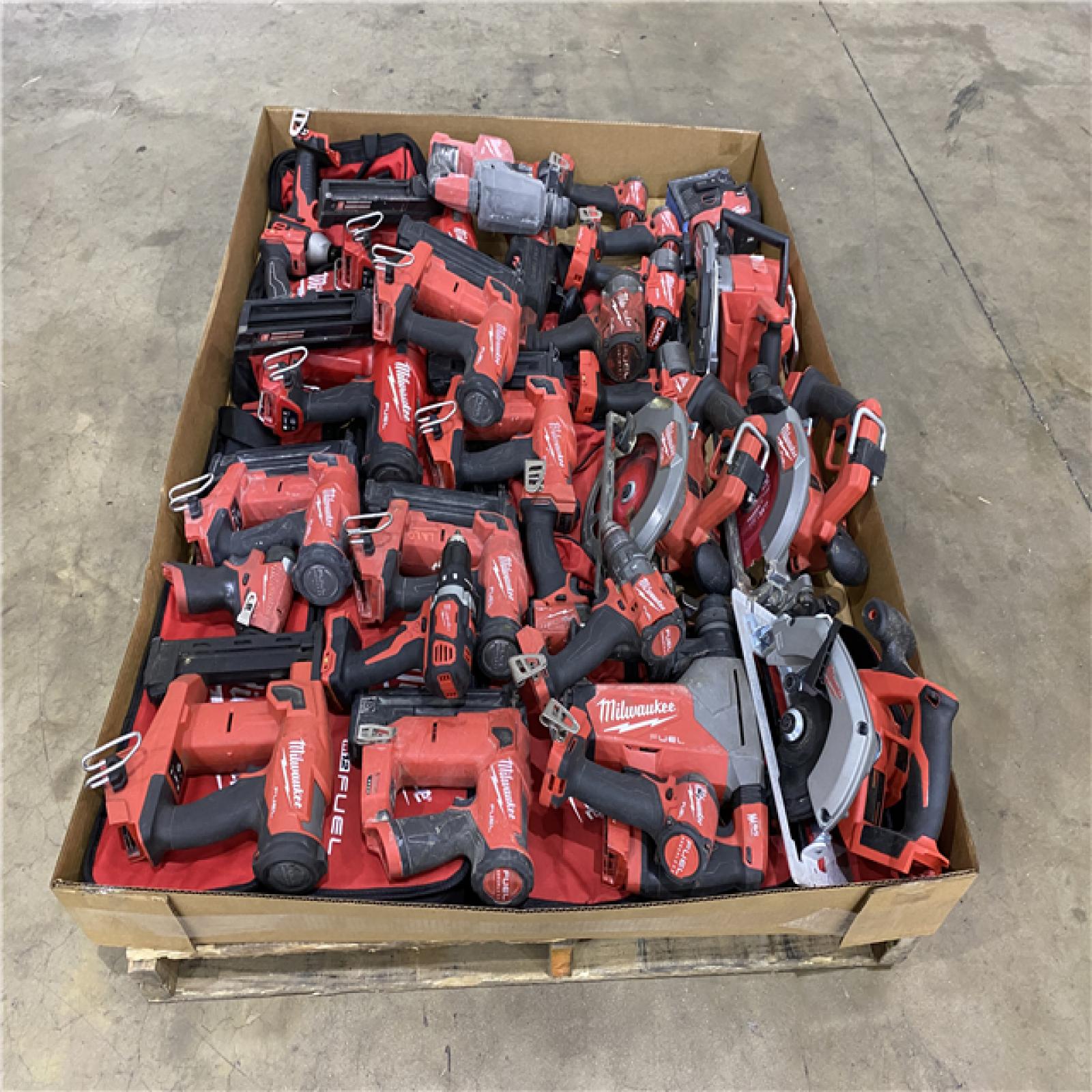 Houston Location AS IS - Tool Pallet