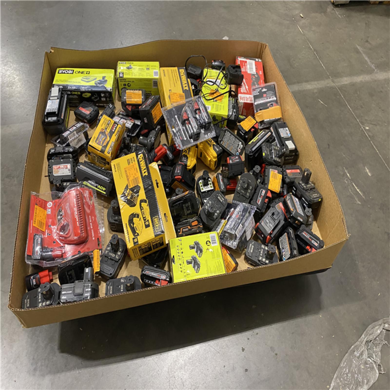 Dallas Location - As-Is Battery Tool Pallet