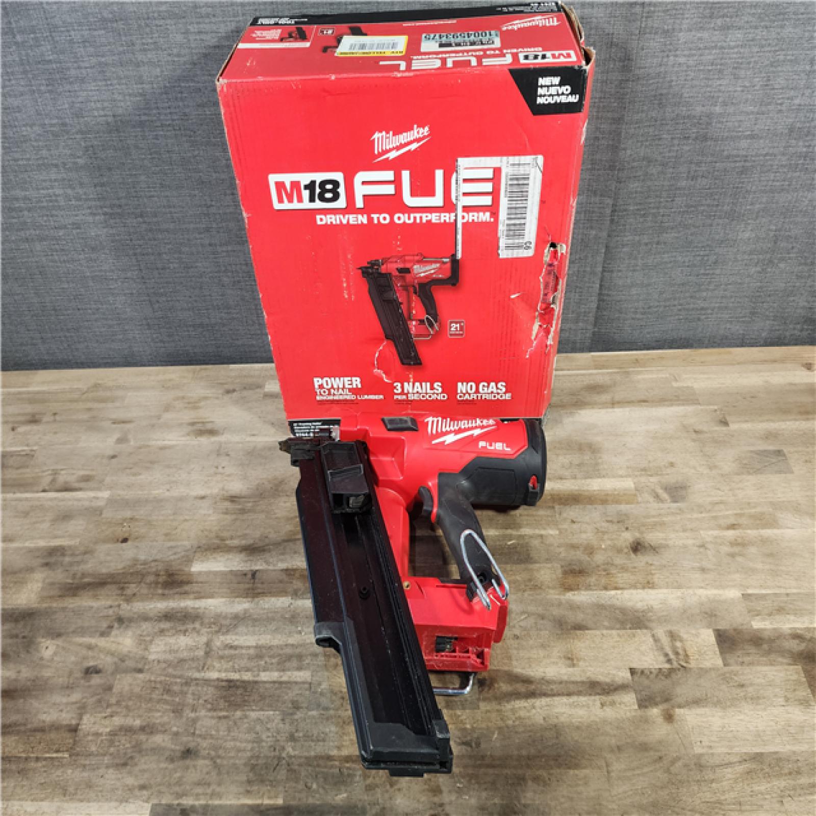 HOUSTON LOCATION - AS-IS Milwaukee 2744-20 M18 FUEL 3-1/2 in. 18-Volt 21-Degree Lithium-Ion Brushless Cordless Framing Nailer (Tool-Only)
