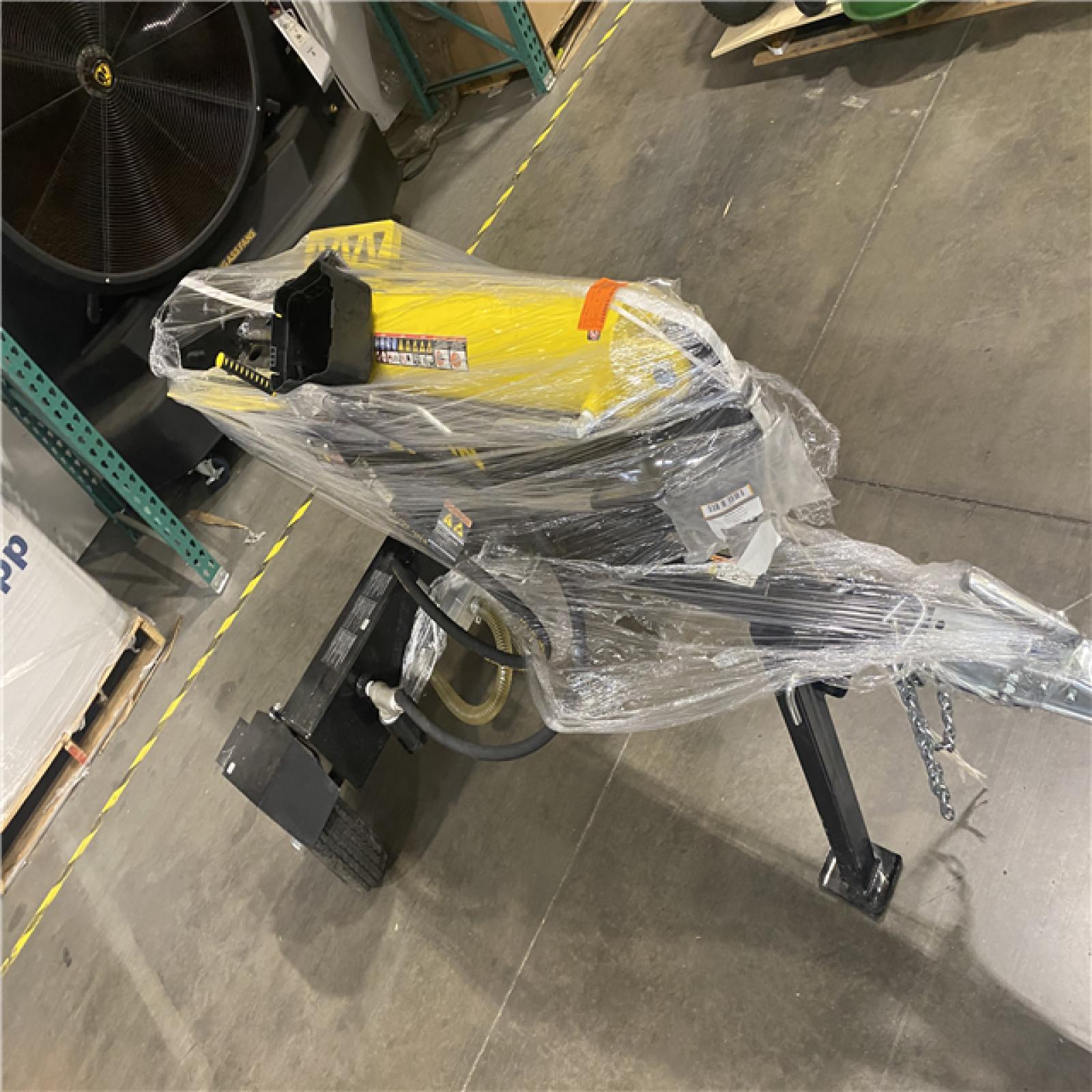 Dallas Location - As-Is Champion Power Equipment 37-Ton Gas-Powered Log Splitter