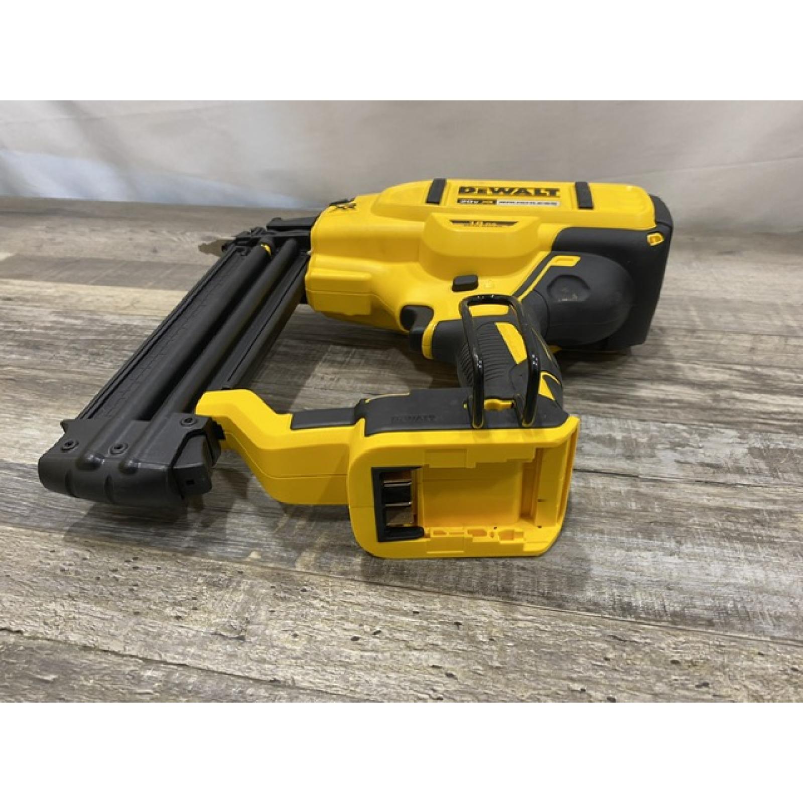 AS-IS DEWALT 20V MAX XR Lithium-Ion Electric Cordless 18-Gauge Brad Nailer (Tool Only)