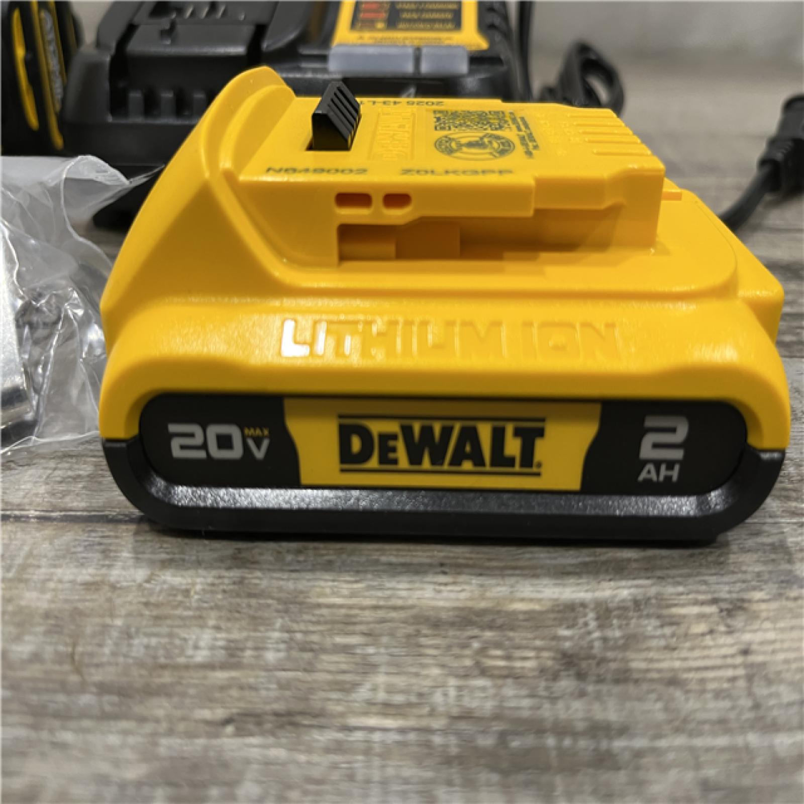 AS-IS DEWALT Atomic 20V Max Lithium-Ion Brushless Cordless Compact 1/4 in. Impact Driver Kit
