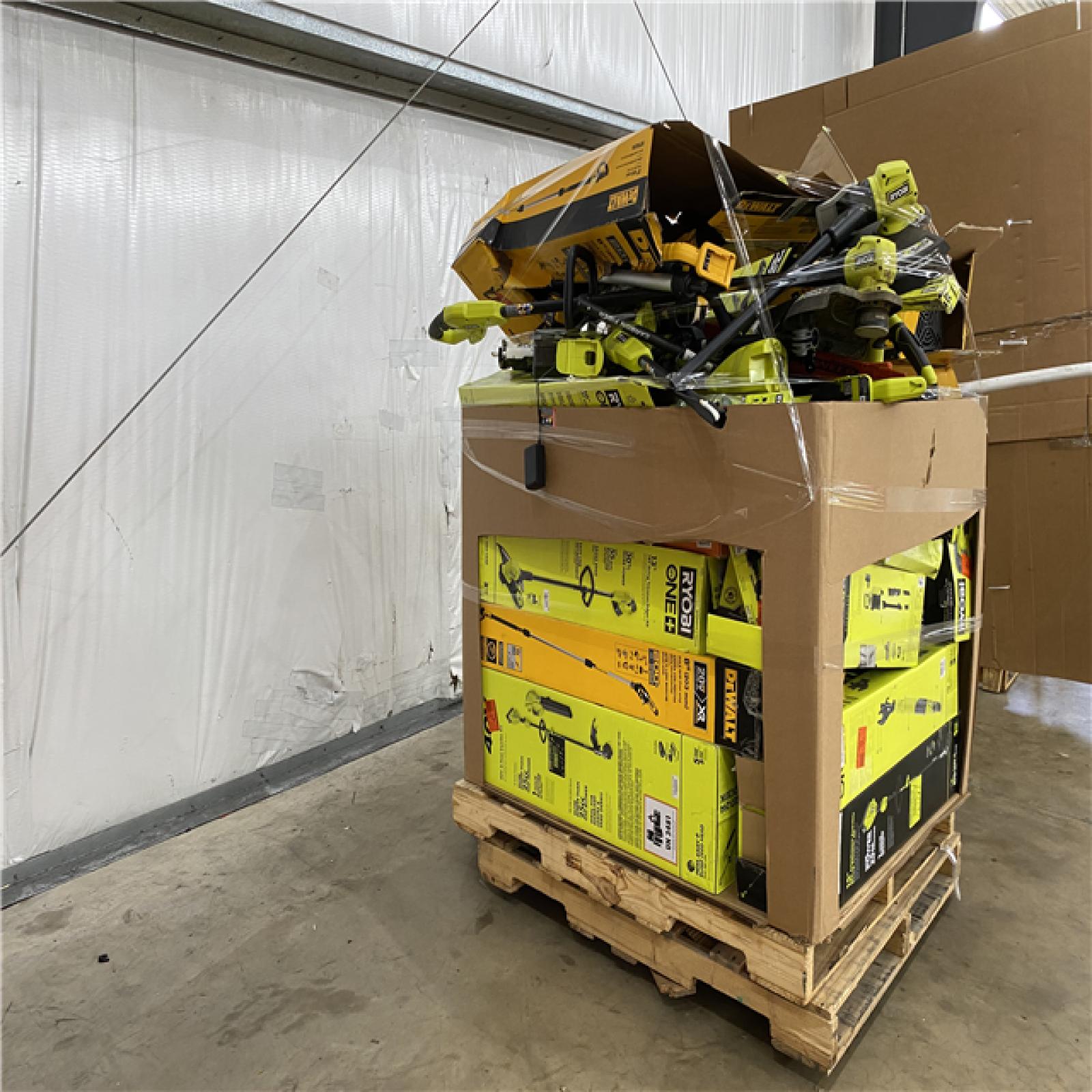 Houston Location AS IS - Tool Pallet