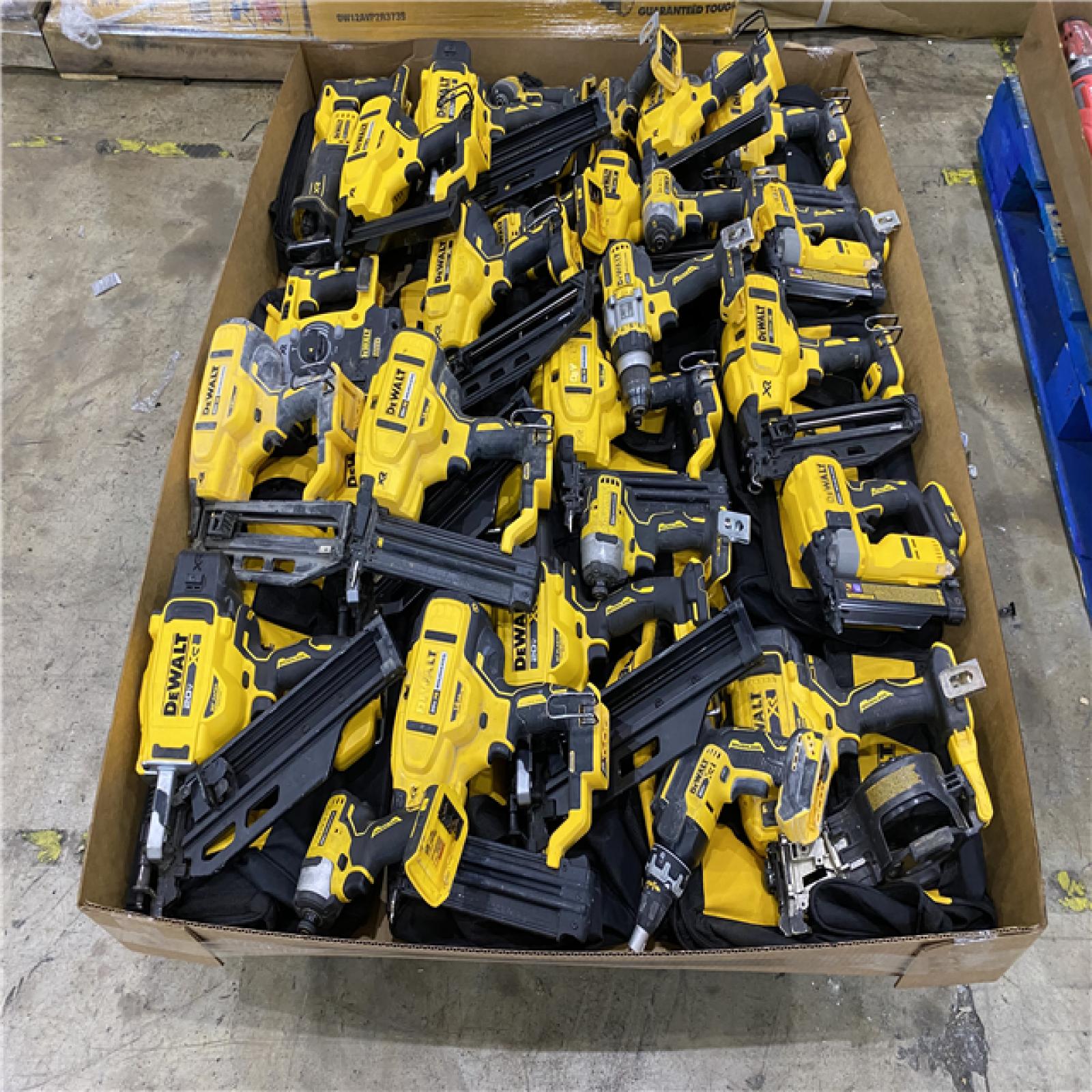 Houston Location AS IS - Tool Pallet
