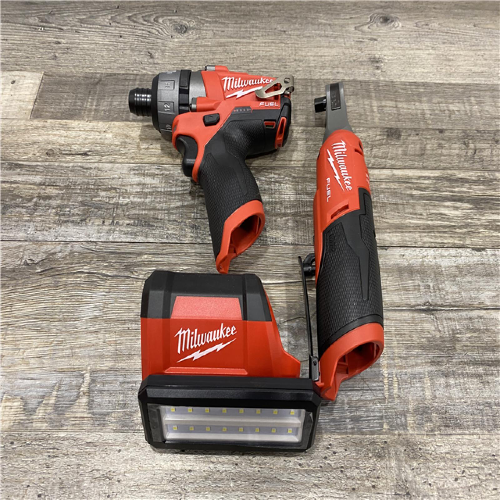 AS-IS Milwaukee 12V Lithium-Ion Cordless Screwdriver  3/8 in. High Speed Ratchet  Light Combo Kit