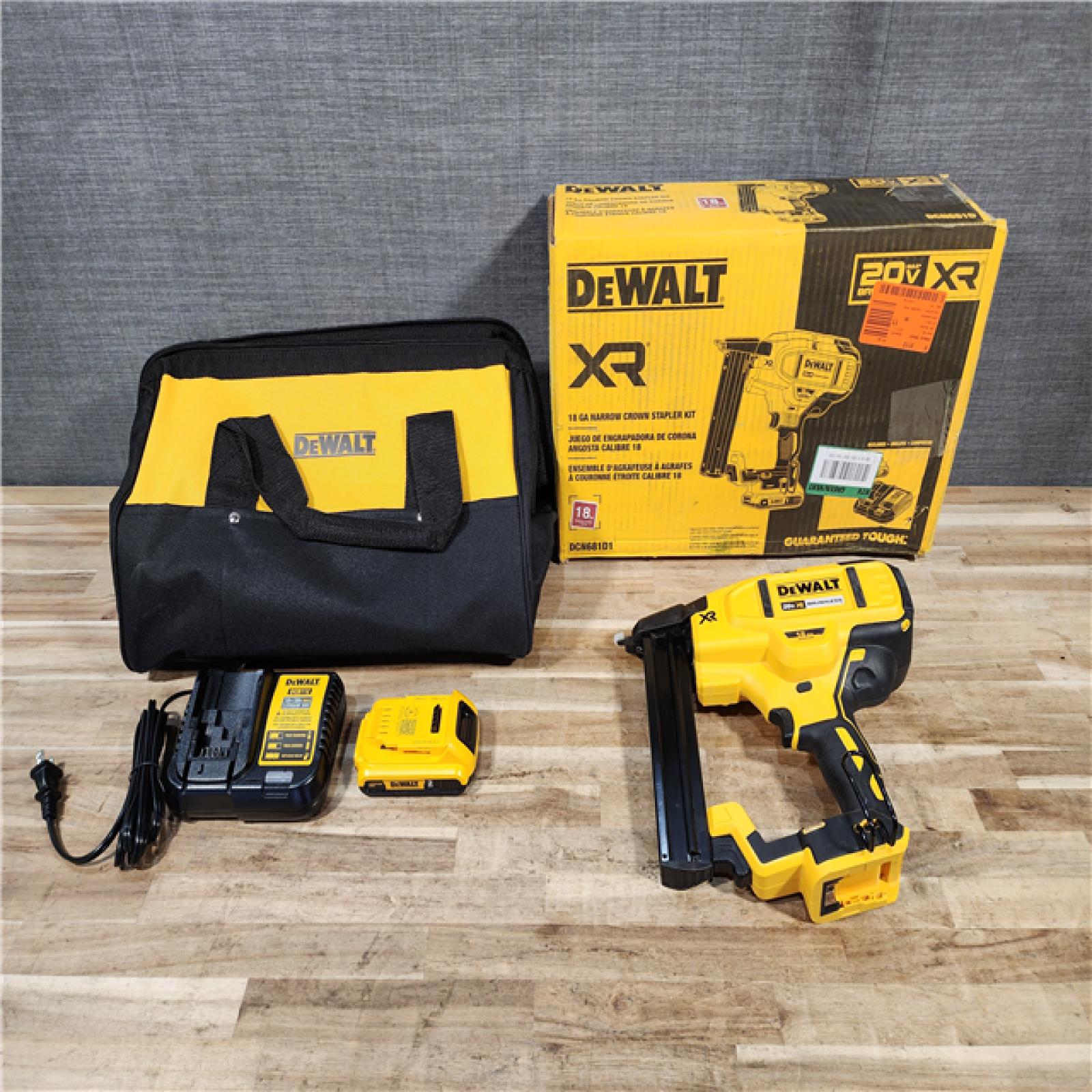HOUSTON LOCATION - AS-IS DEWALT 20V MAX XR Lithium-Ion Cordless 18-Gauge Narrow Crown Stapler Kit