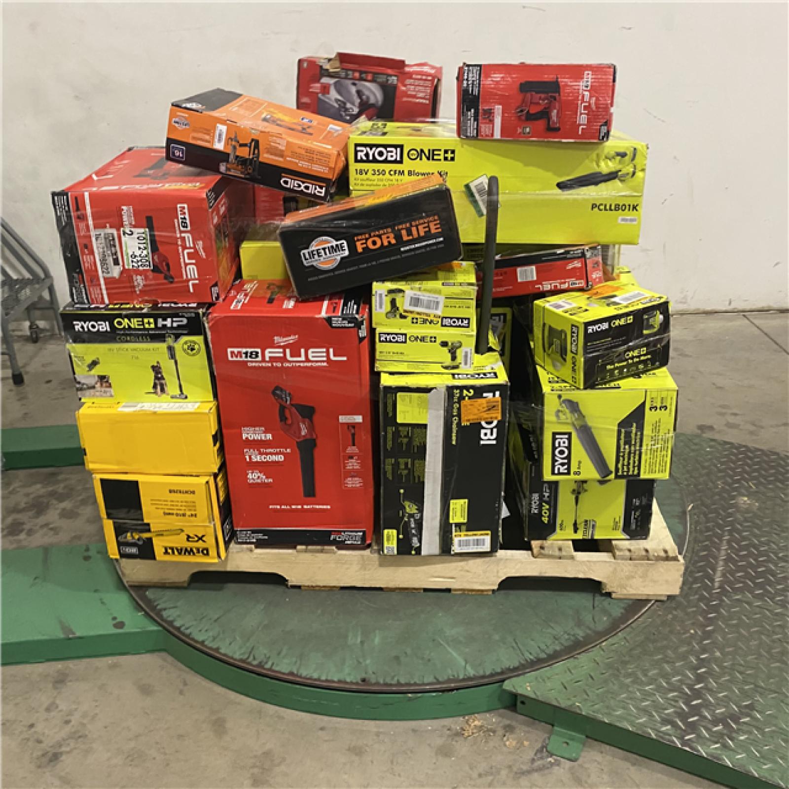 Dallas Location - As-Is Tool Pallet