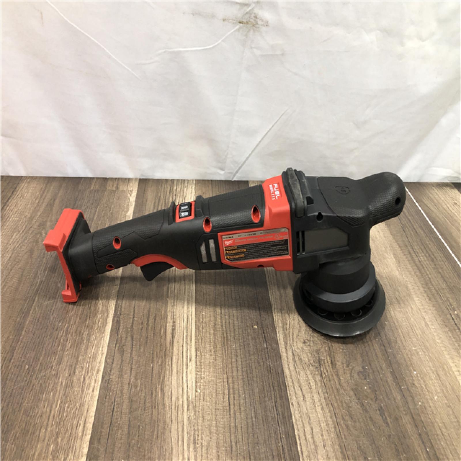 AS-IS Milwaukee  FUEL18V Lithium-Ion Brushless Cordless 15MM DA Polisher (Tool-Only)