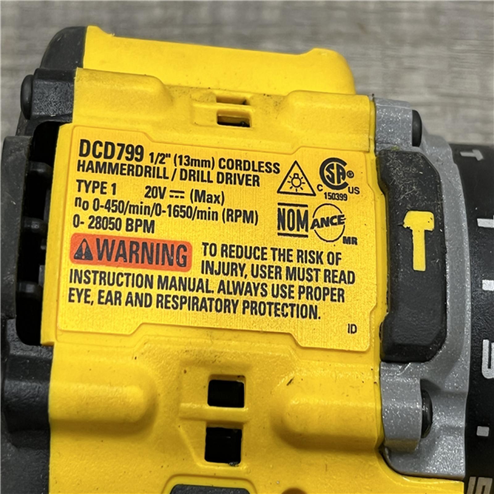 AS-IS DEWALT ATOMIC 20V Lithium-Ion Cordless 1/2 in. Hammer Drill Kit