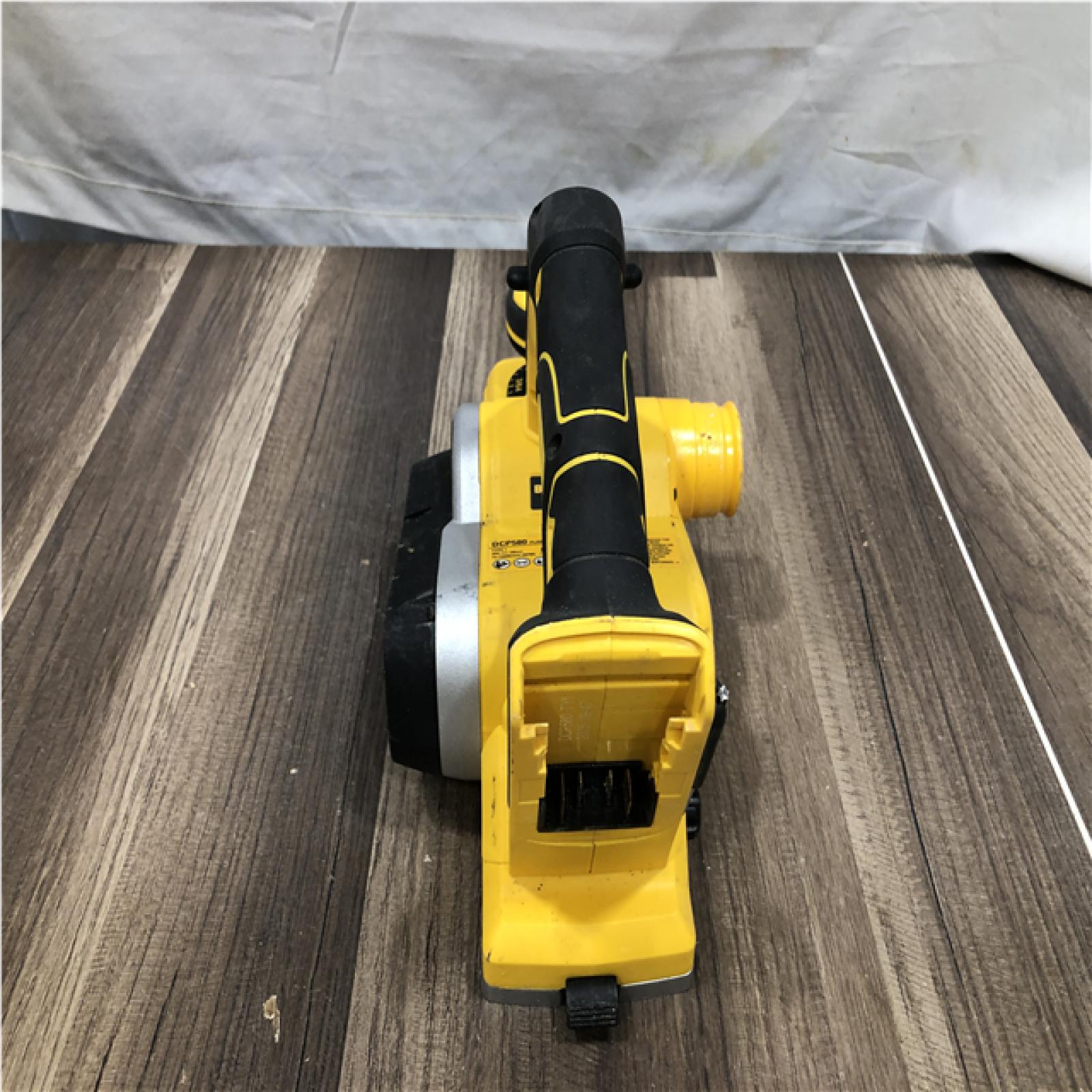 AS-IS DEWALT 20V MAX XR Cordless Brushless 3-1/4 in. Planer (Tool Only)